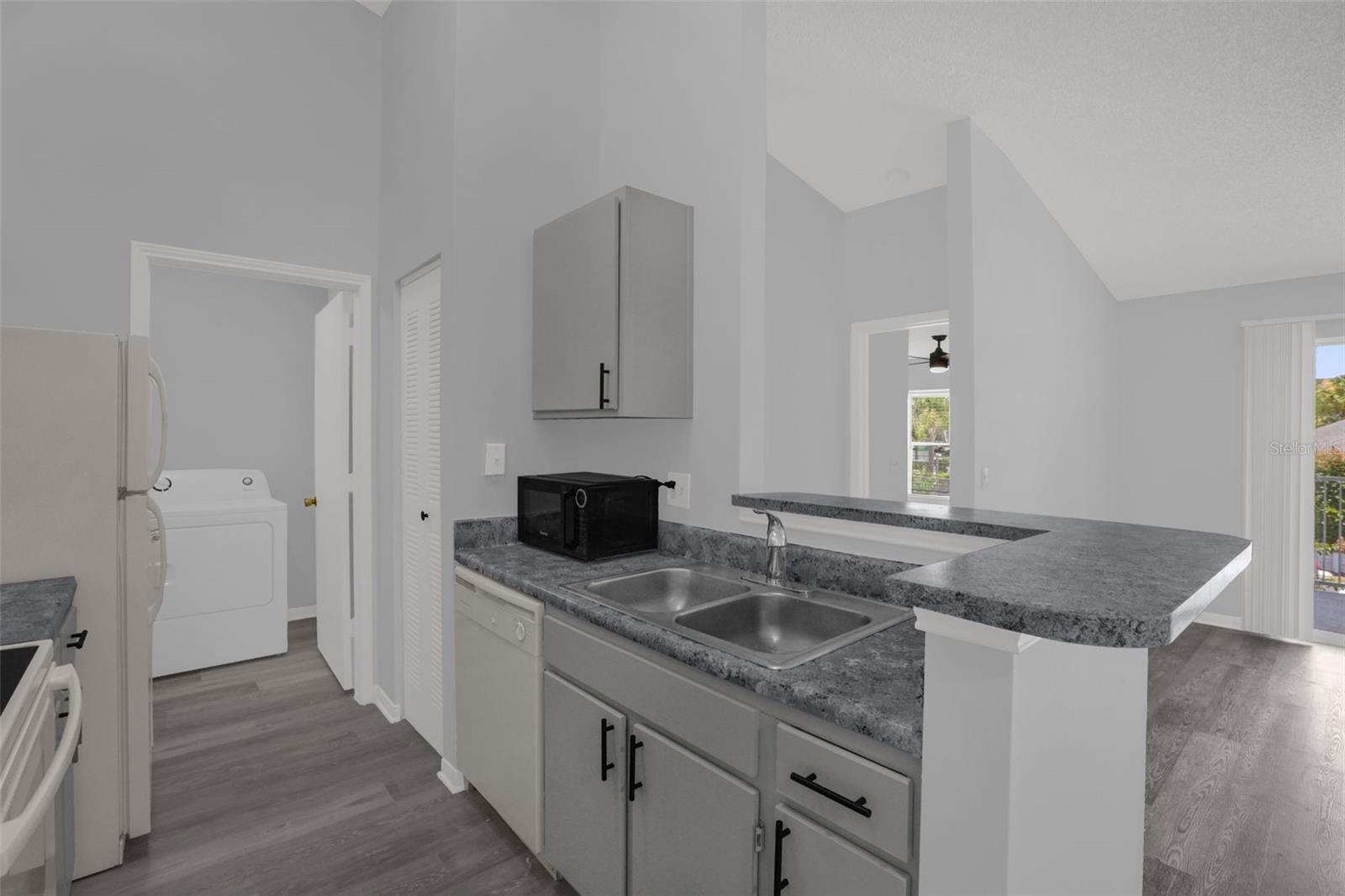 REGENCY PARK AT LAKE MARY - Residential Lease