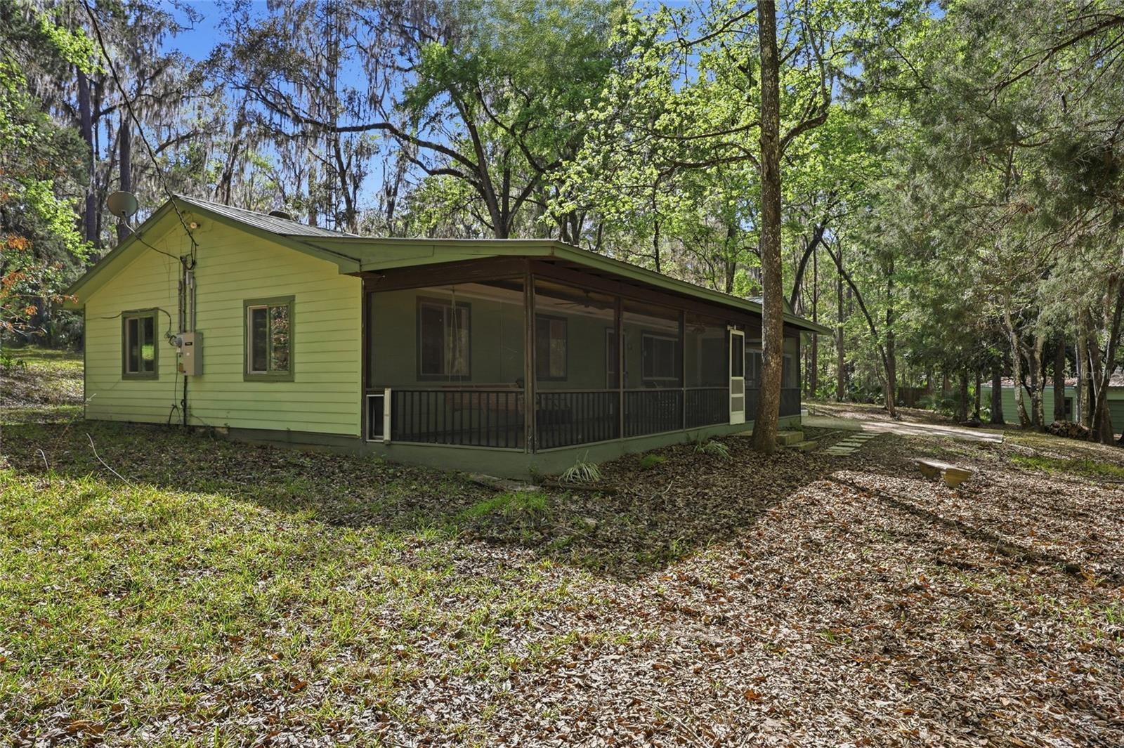 SIMONTON FARMS/CREEKSIDE - Residential