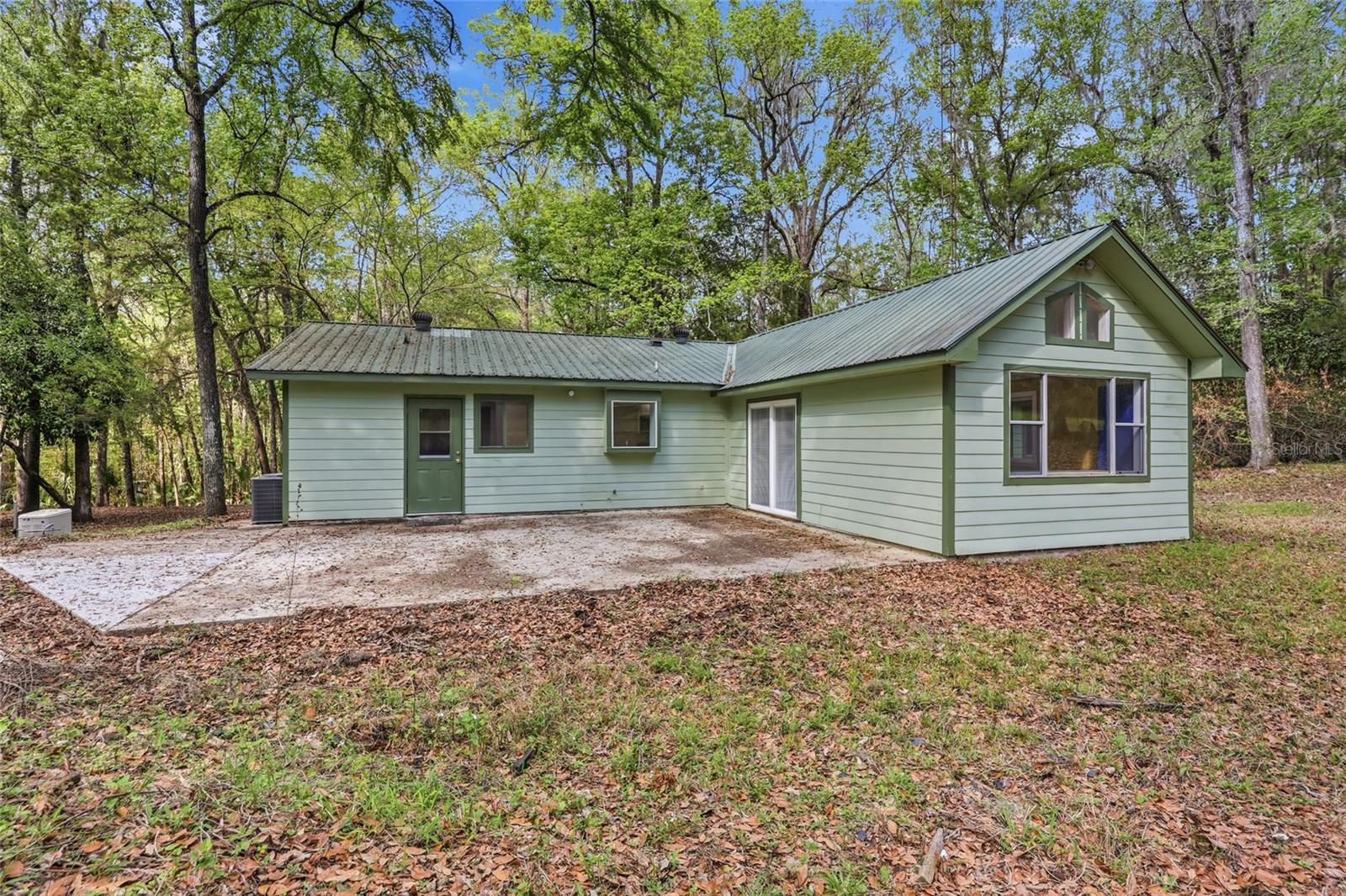 SIMONTON FARMS/CREEKSIDE - Residential