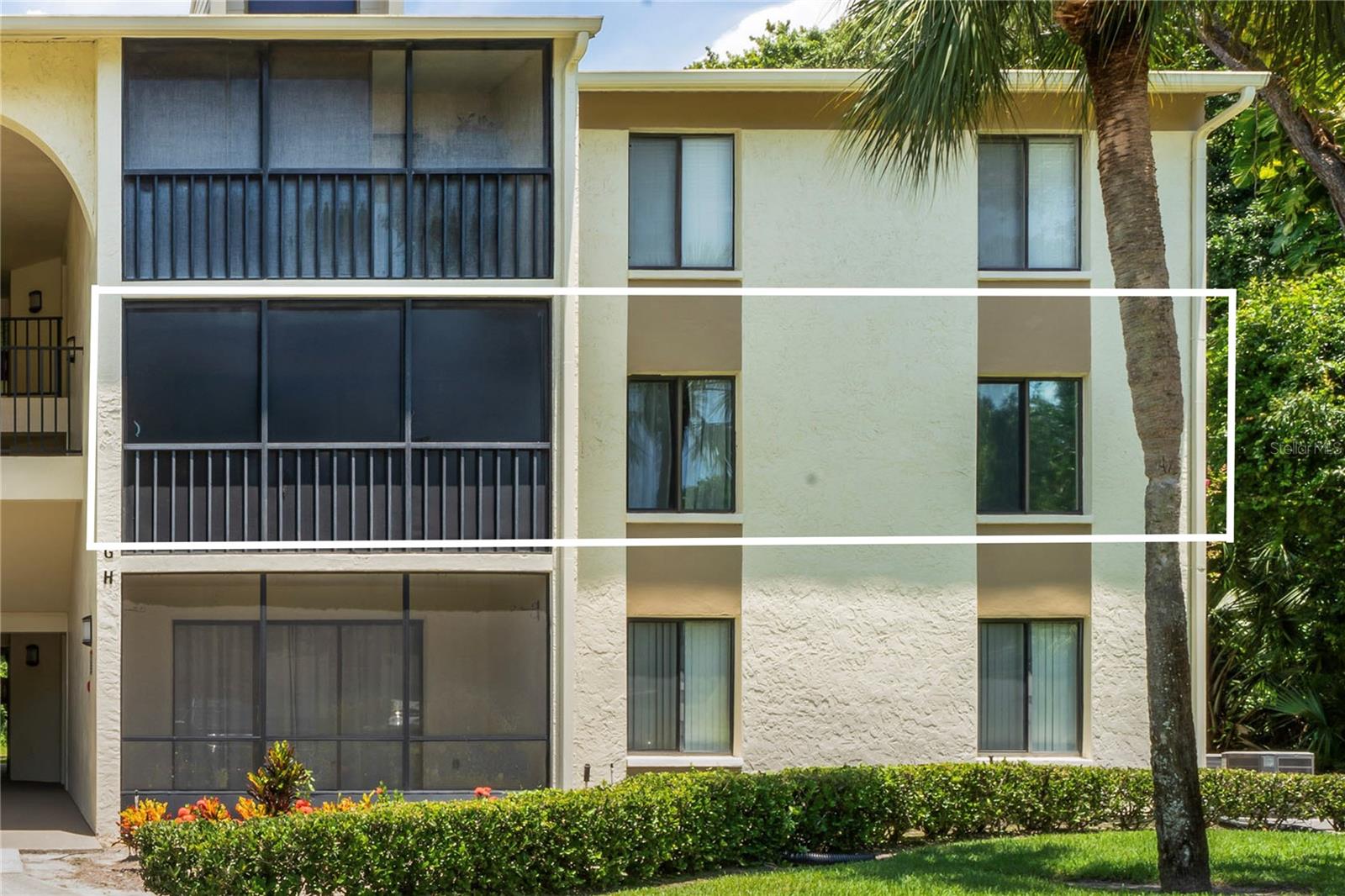 Must See!!!! Turn-key, second-floor corner unit condo in Pine Ridge at Lake Tarpon, Deer Hollow Village II!!!!! Experience resort-style, maintenance-free living and feel like you are on vacation all year round in this highly desirable community. This beautiful condo features 2 bedrooms and 2 baths, with a spacious walk-in closet in the master bedroom and a screened lanai off the great room. Highlights include a fully renovated kitchen with all new appliances, a new washer and dryer, a newer hot water heater, ceramic wood-look tile plank flooring in the great room, dining room, and hallway, new carpeting in both bedrooms, and partially upgraded bathrooms. The interior is freshly painted, with new hurricane impact windows and four ceiling fans throughout. Enjoy community amenities like a clubhouse, heated pool and spa overlooking the lake, playground, and tennis courts. Each condo has assigned parking, with ample guest parking available. Located in an "A" rated school district and close to shopping, restaurants, parks, golf courses, East Lake Library, and just a quick drive to beaches and the airport, this condo offers the perfect location for your next home!