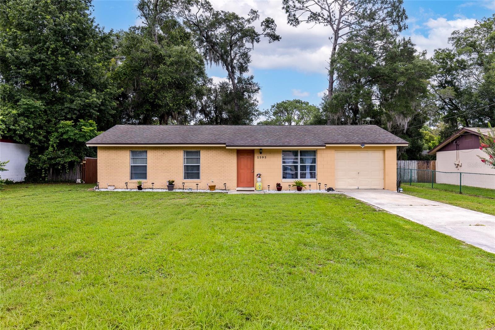 STETSON GARDENS - Residential
