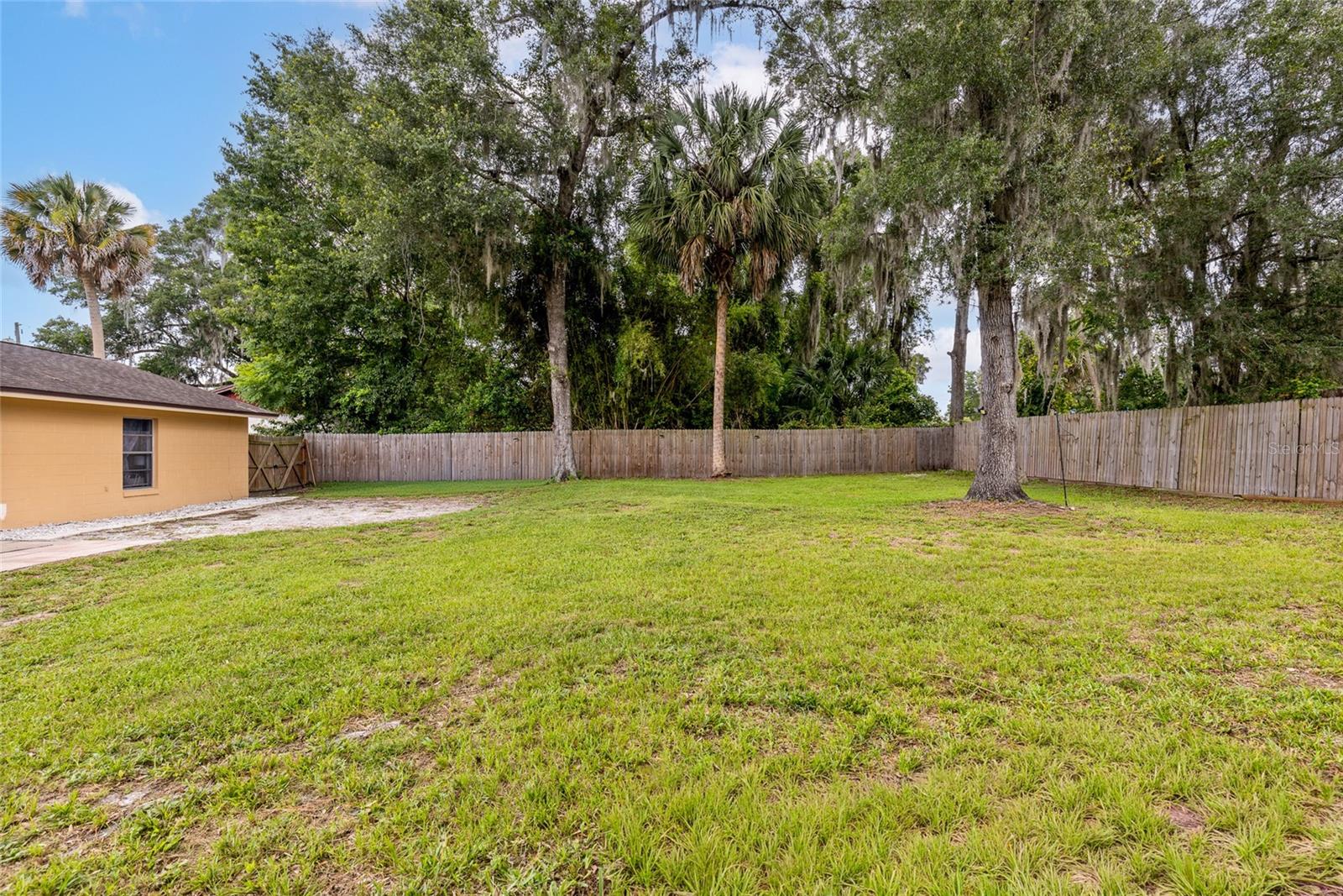 STETSON GARDENS - Residential