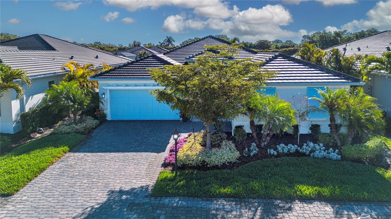SANDHILL LAKE - Residential