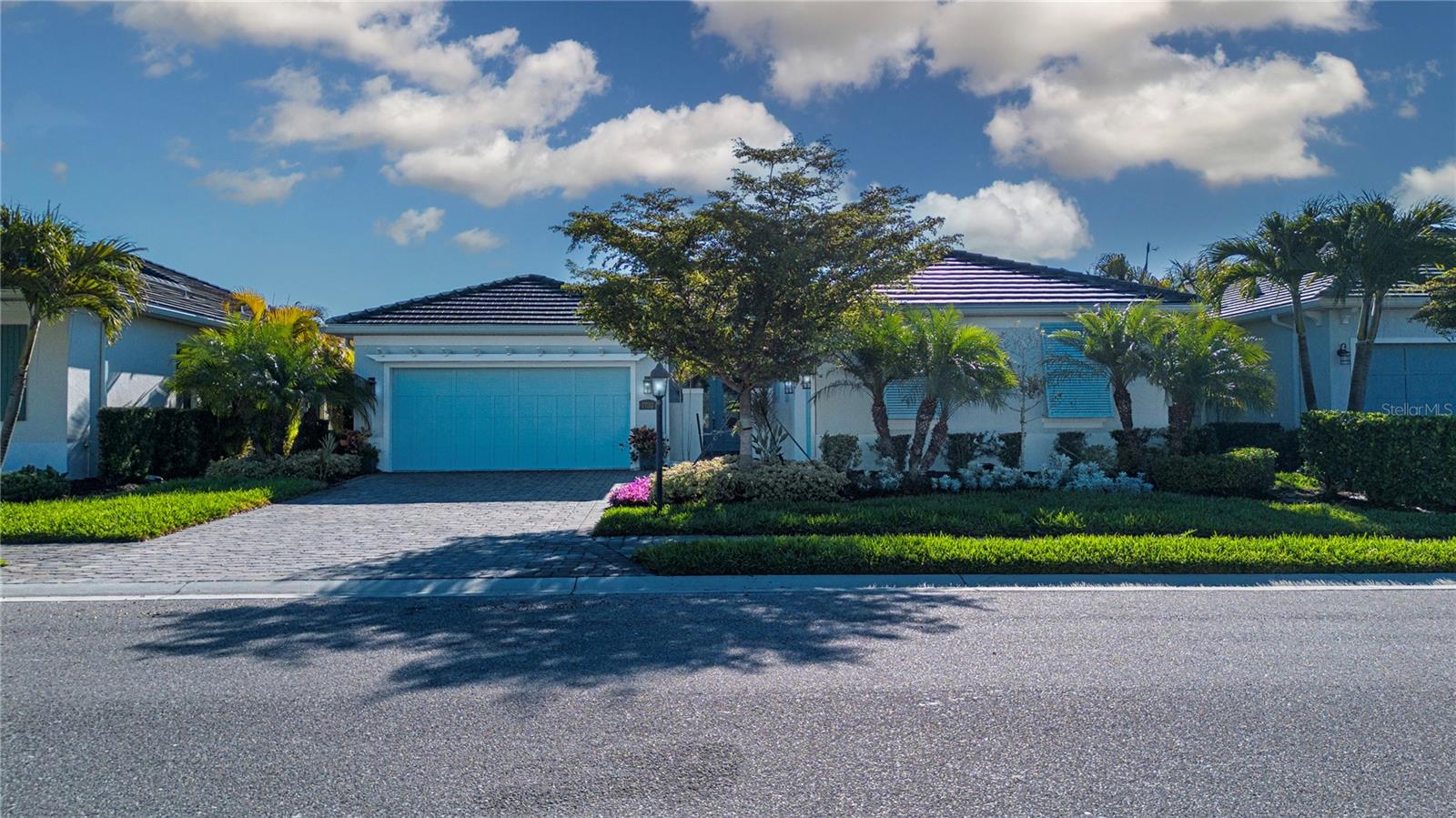 SANDHILL LAKE - Residential