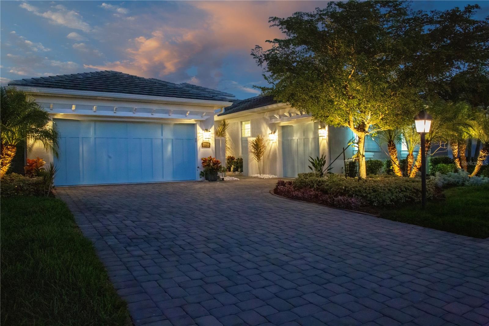 SANDHILL LAKE - Residential
