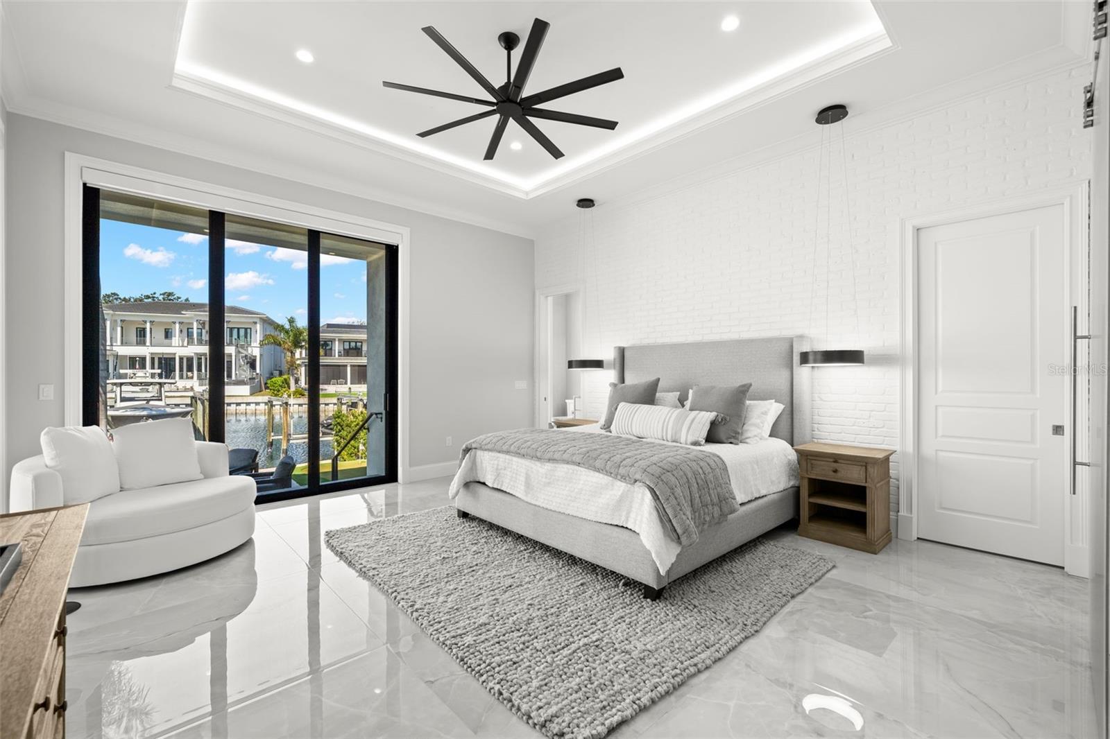 SUNSET PARK ISLES UNIT 4 - Residential