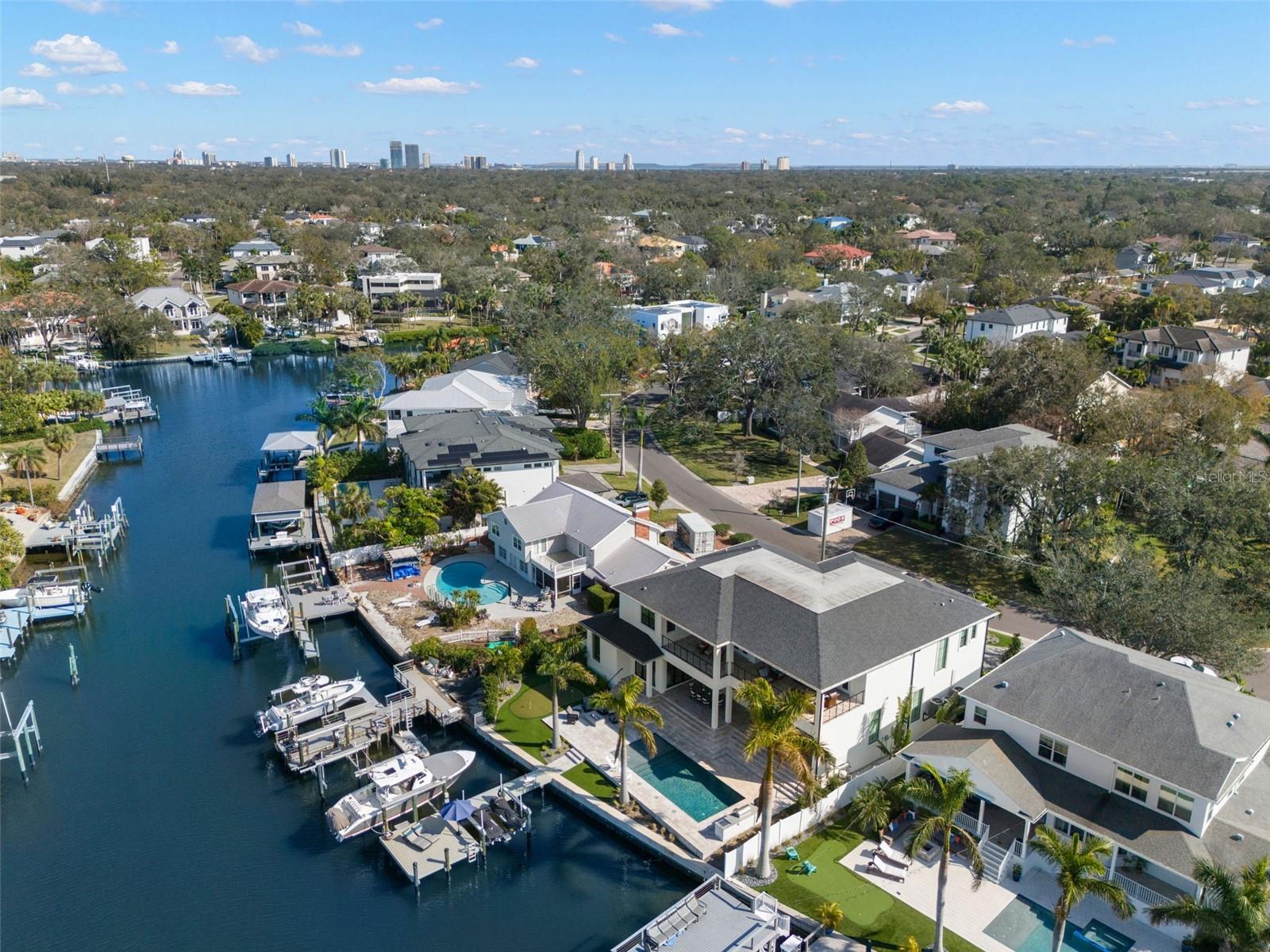 SUNSET PARK ISLES UNIT 4 - Residential