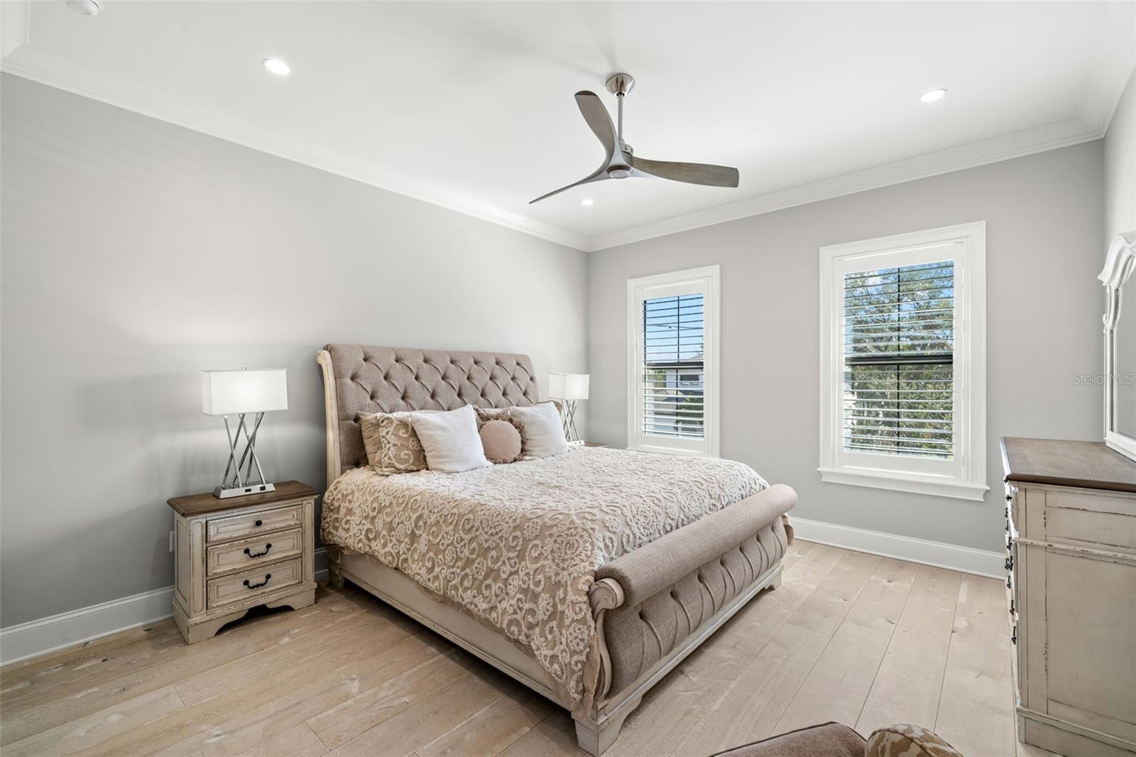 SUNSET PARK ISLES UNIT 4 - Residential