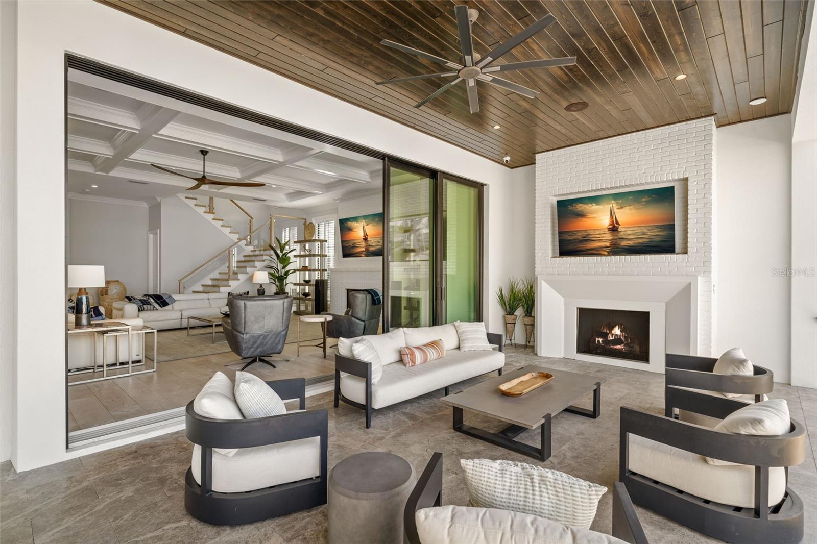 SUNSET PARK ISLES UNIT 4 - Residential