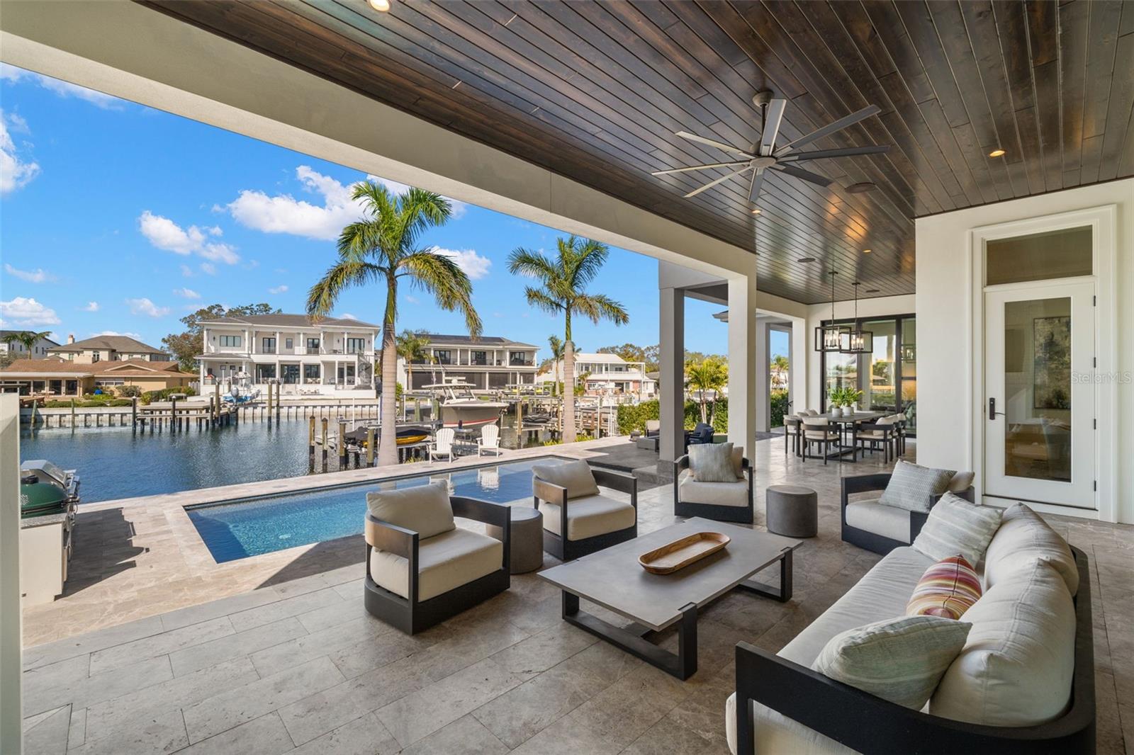 SUNSET PARK ISLES UNIT 4 - Residential