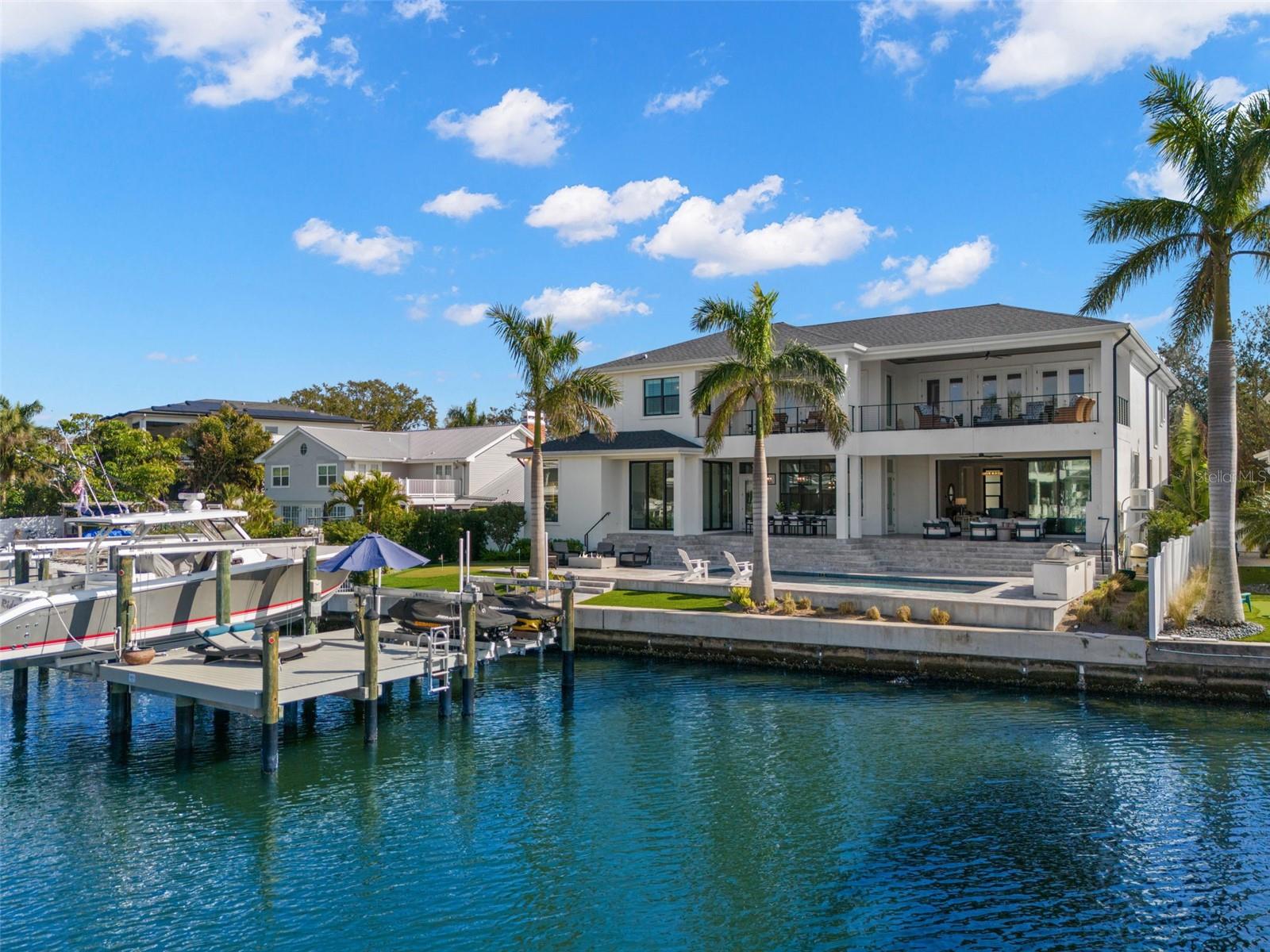 SUNSET PARK ISLES UNIT 4 - Residential