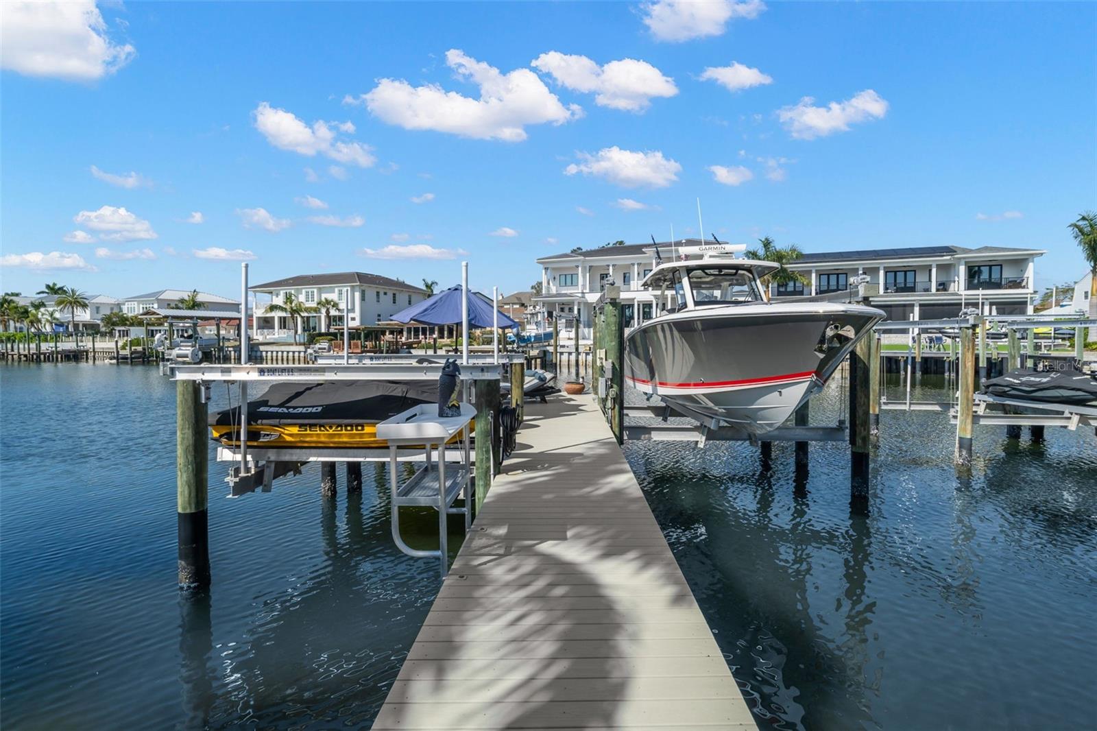 SUNSET PARK ISLES UNIT 4 - Residential