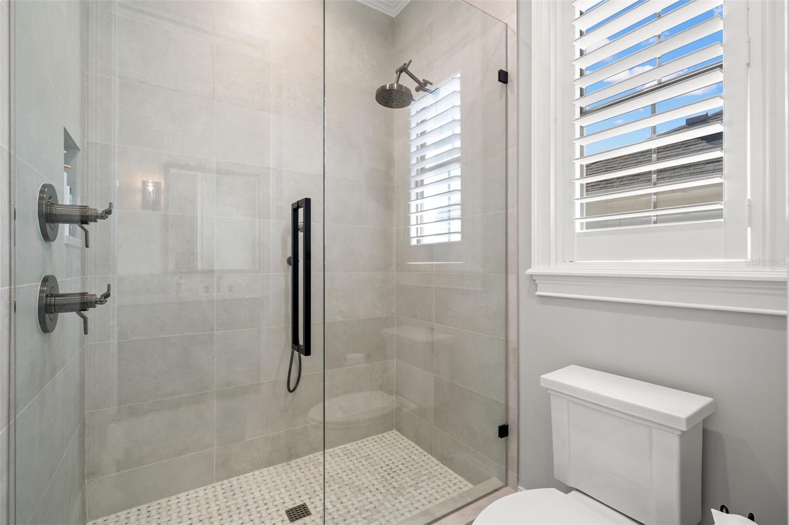 SUNSET PARK ISLES UNIT 4 - Residential