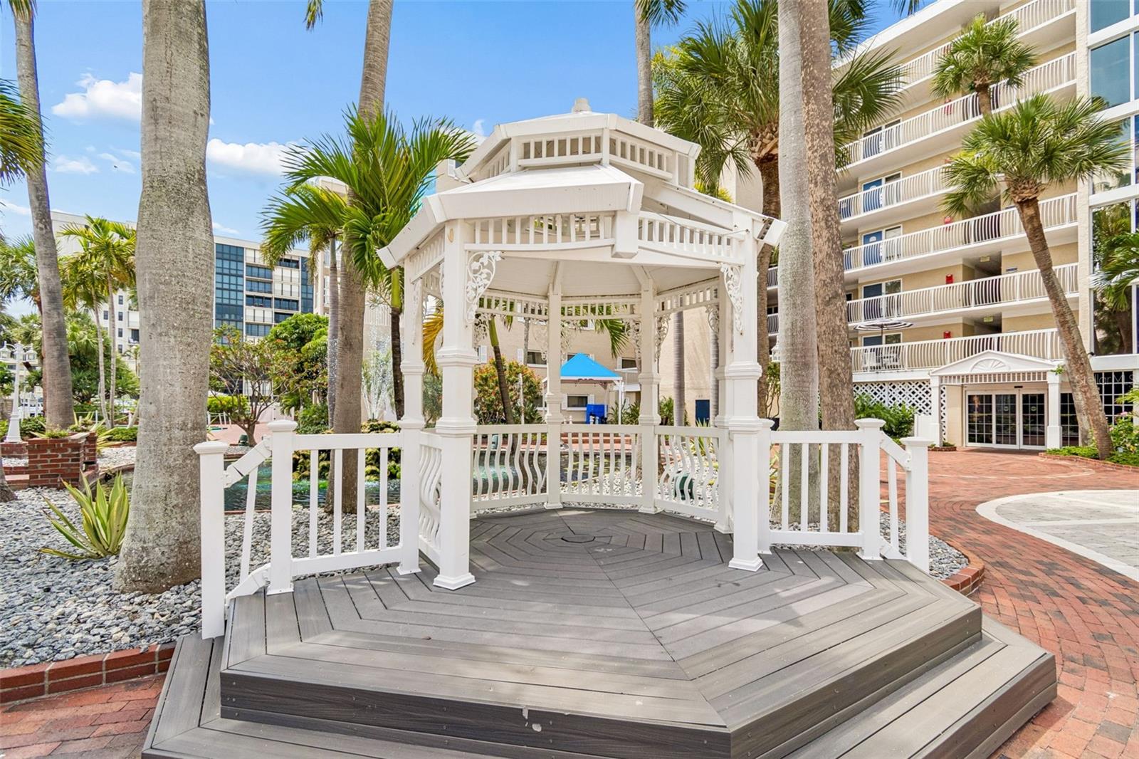 JACARANDA BEACH VILLAS CONDO - Residential