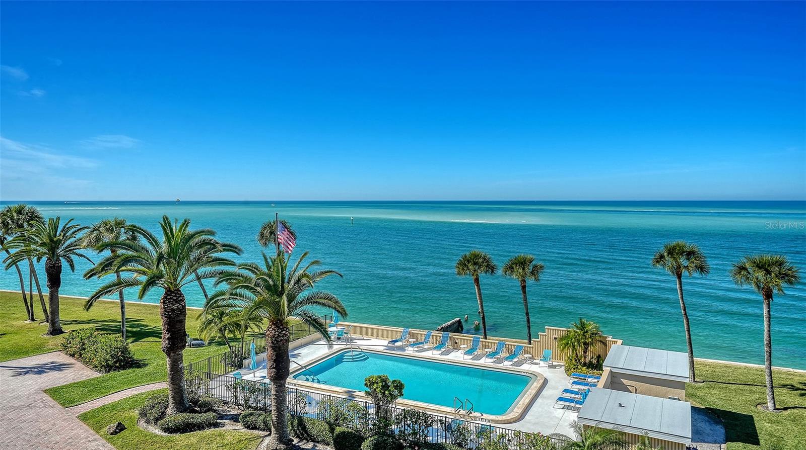 WINDWARD PASSAGE - Residential