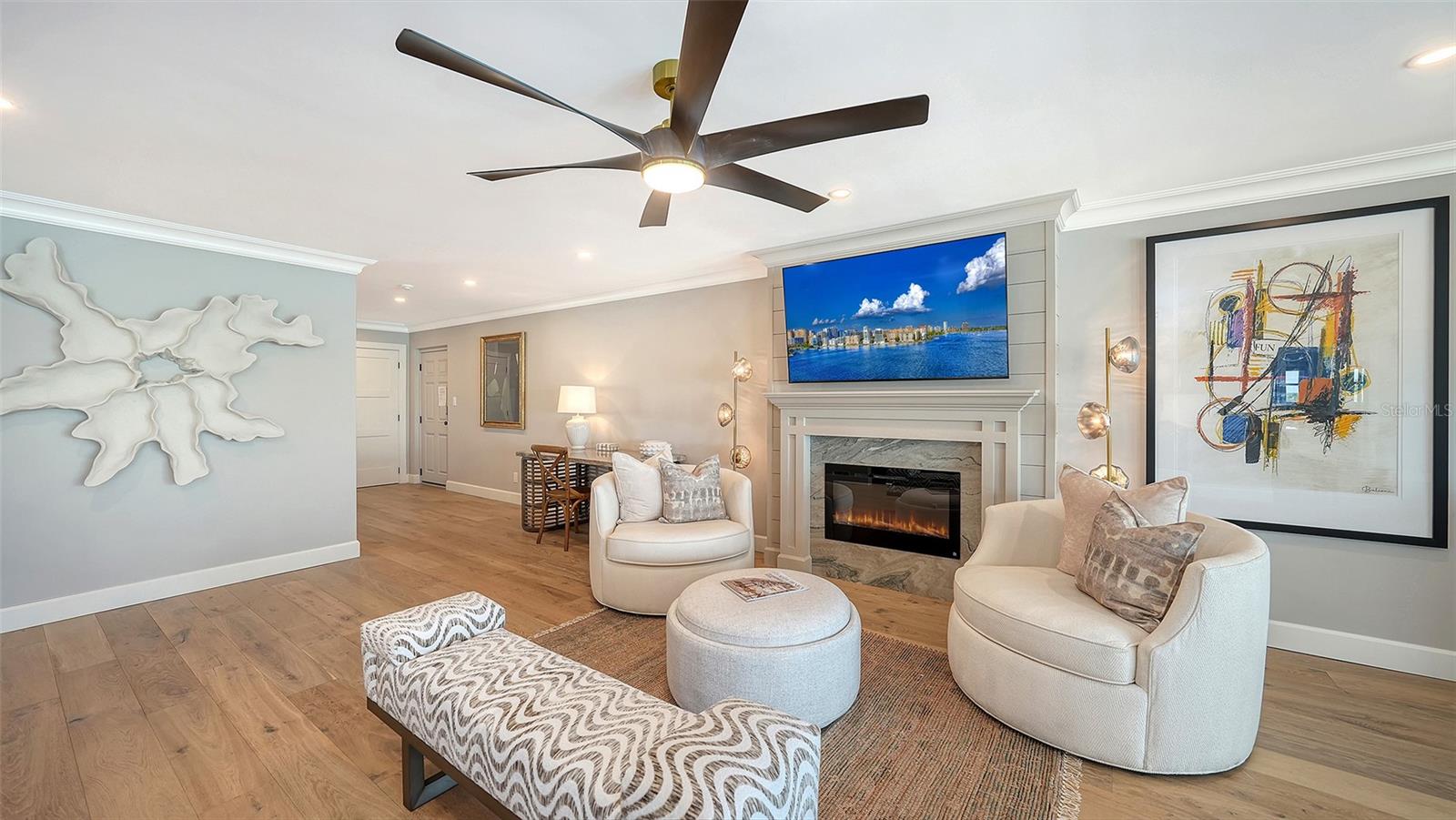 WINDWARD PASSAGE - Residential