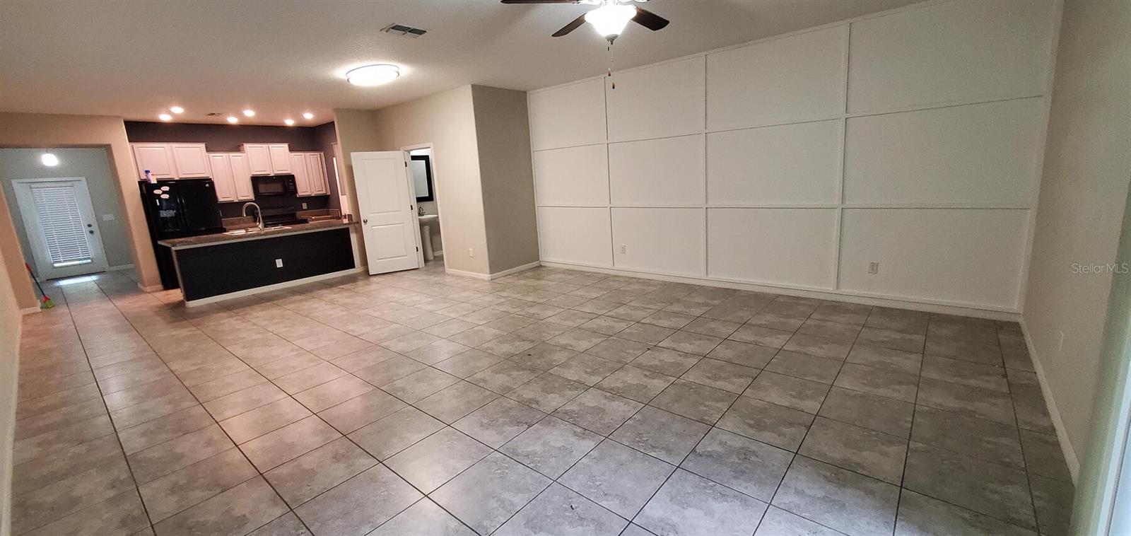 RIVERVIEW LAKES - Residential