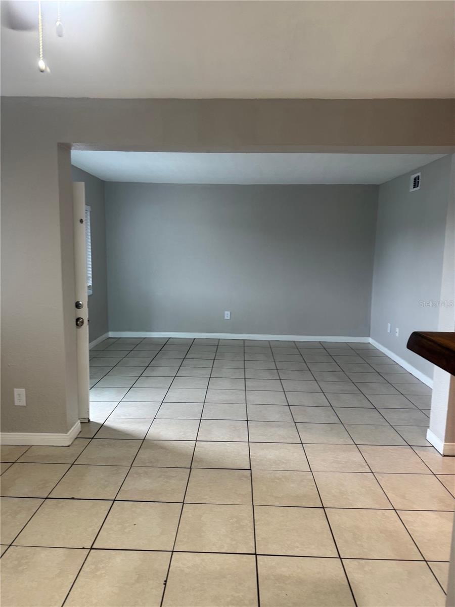 EAGLE MANOR - Residential Lease