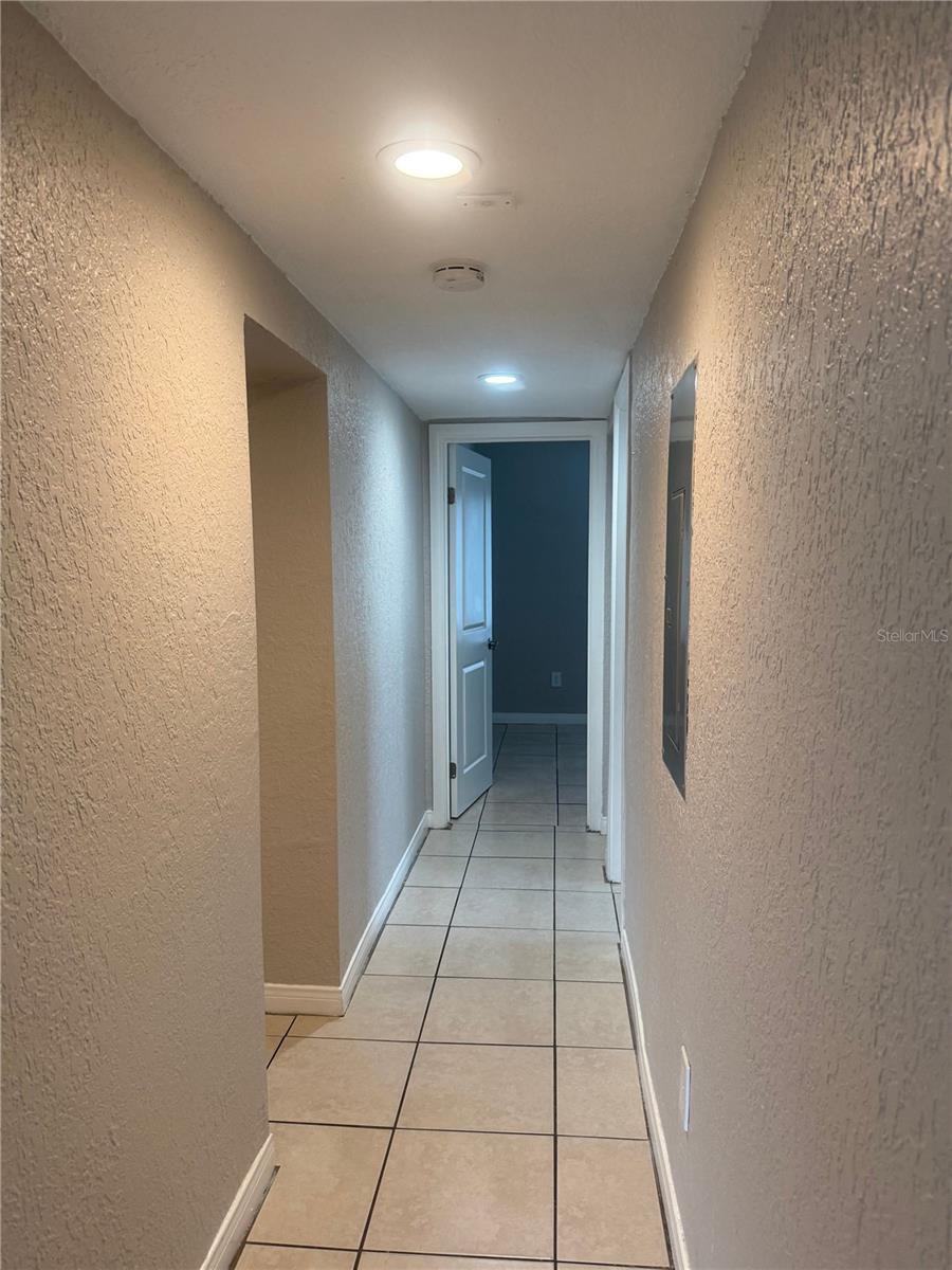 EAGLE MANOR - Residential Lease