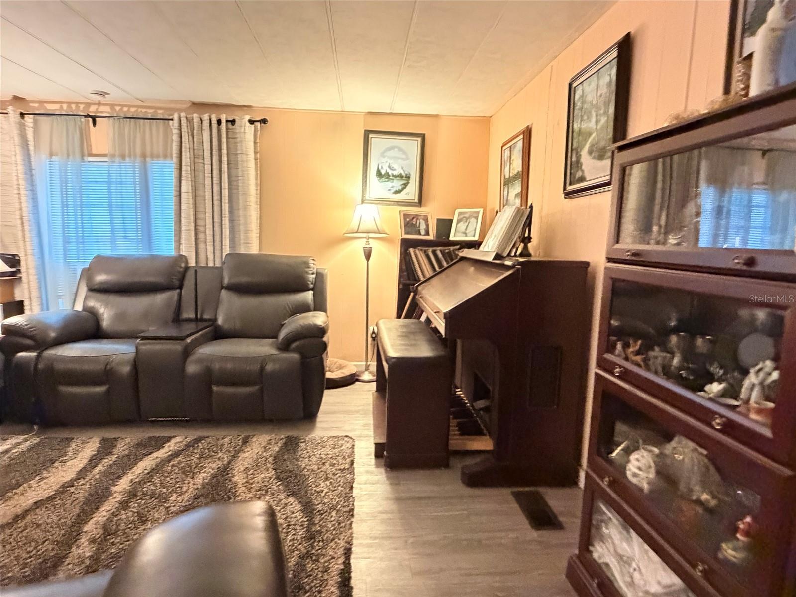 MAGNOLIA SHORES - Residential