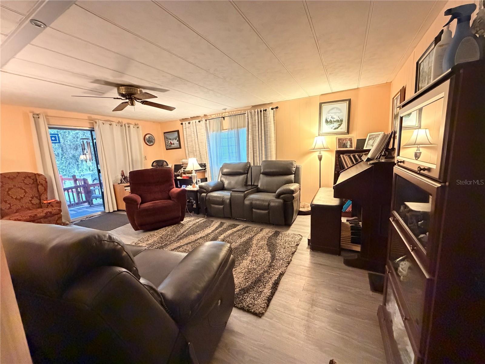 MAGNOLIA SHORES - Residential