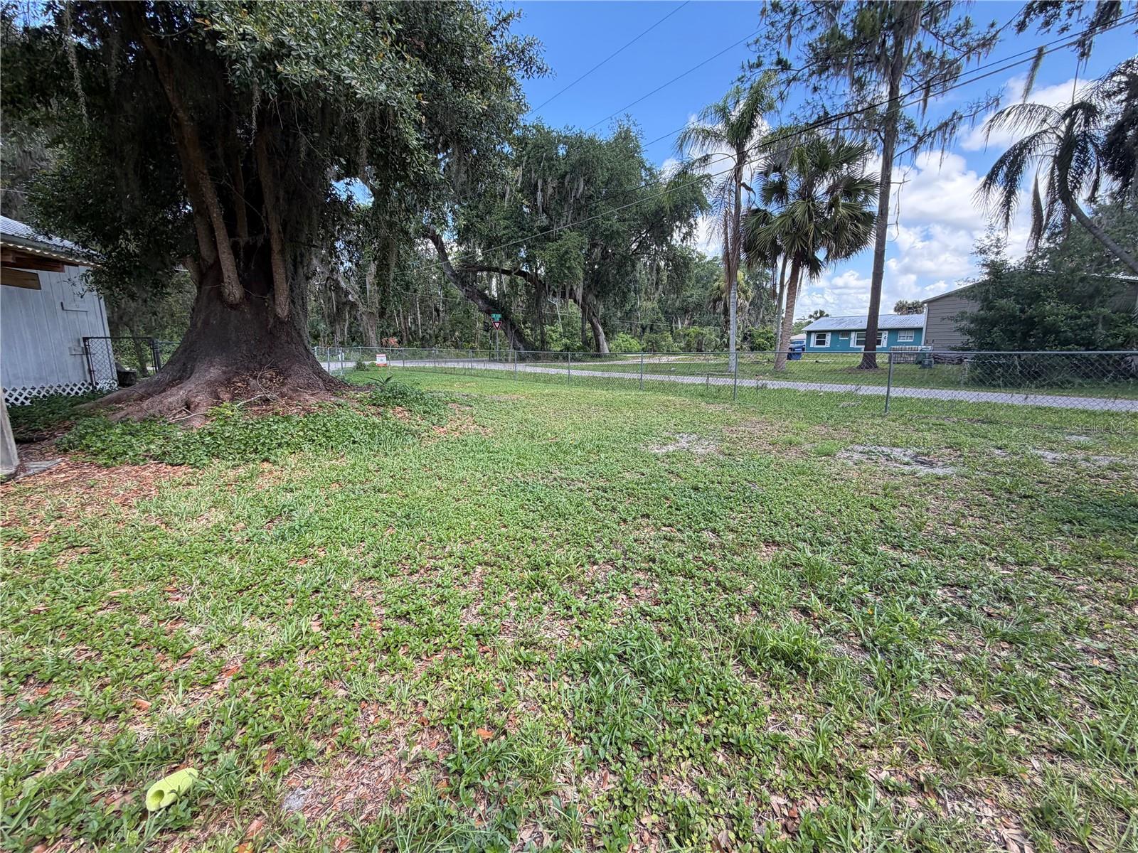 MAGNOLIA SHORES - Residential