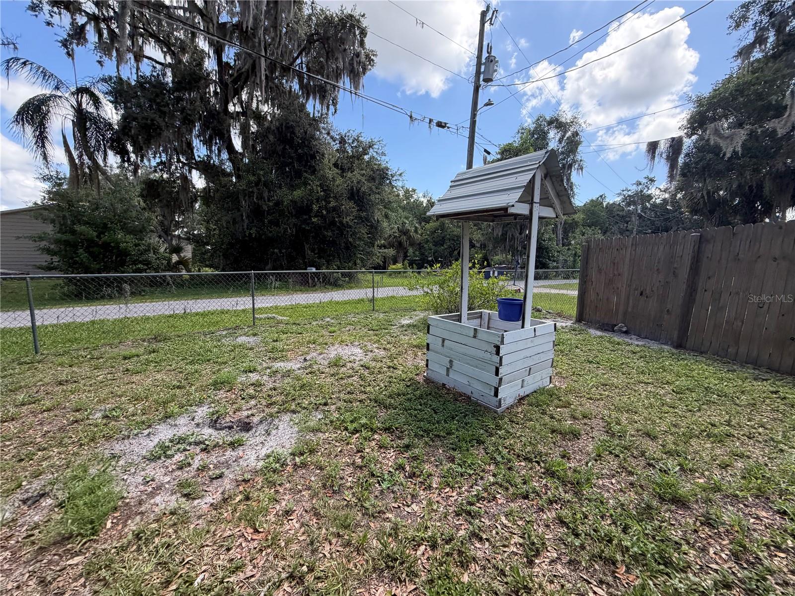 MAGNOLIA SHORES - Residential