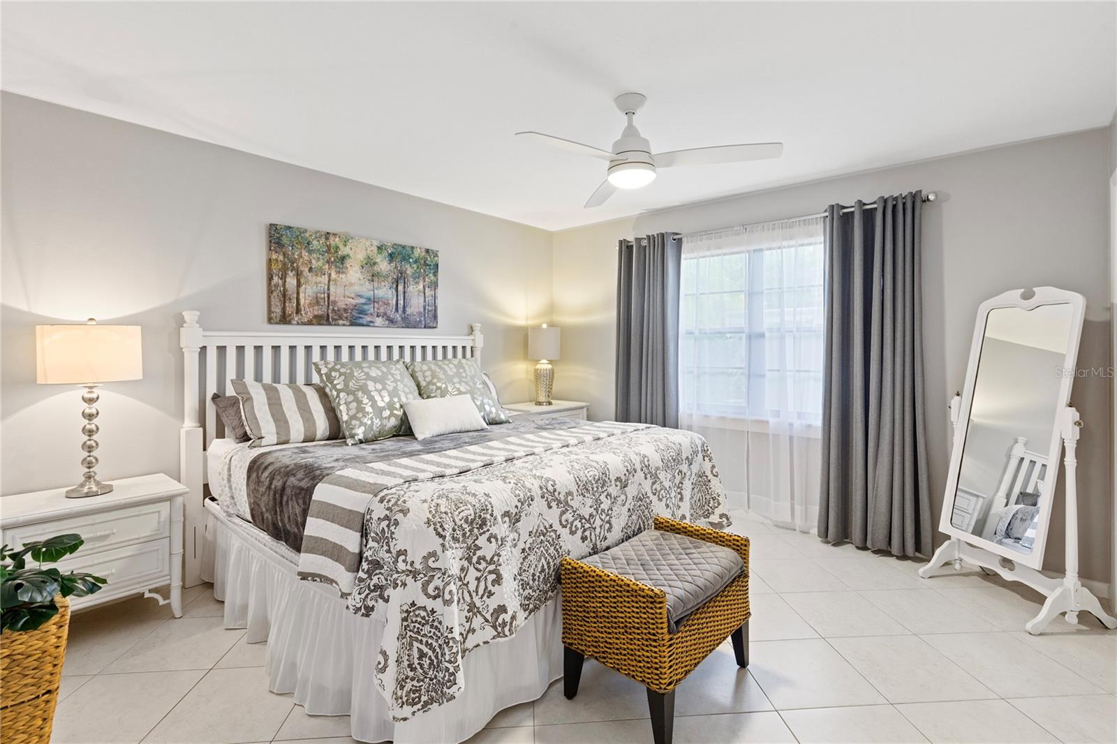 EAST LAKE WOODLANDS - Residential