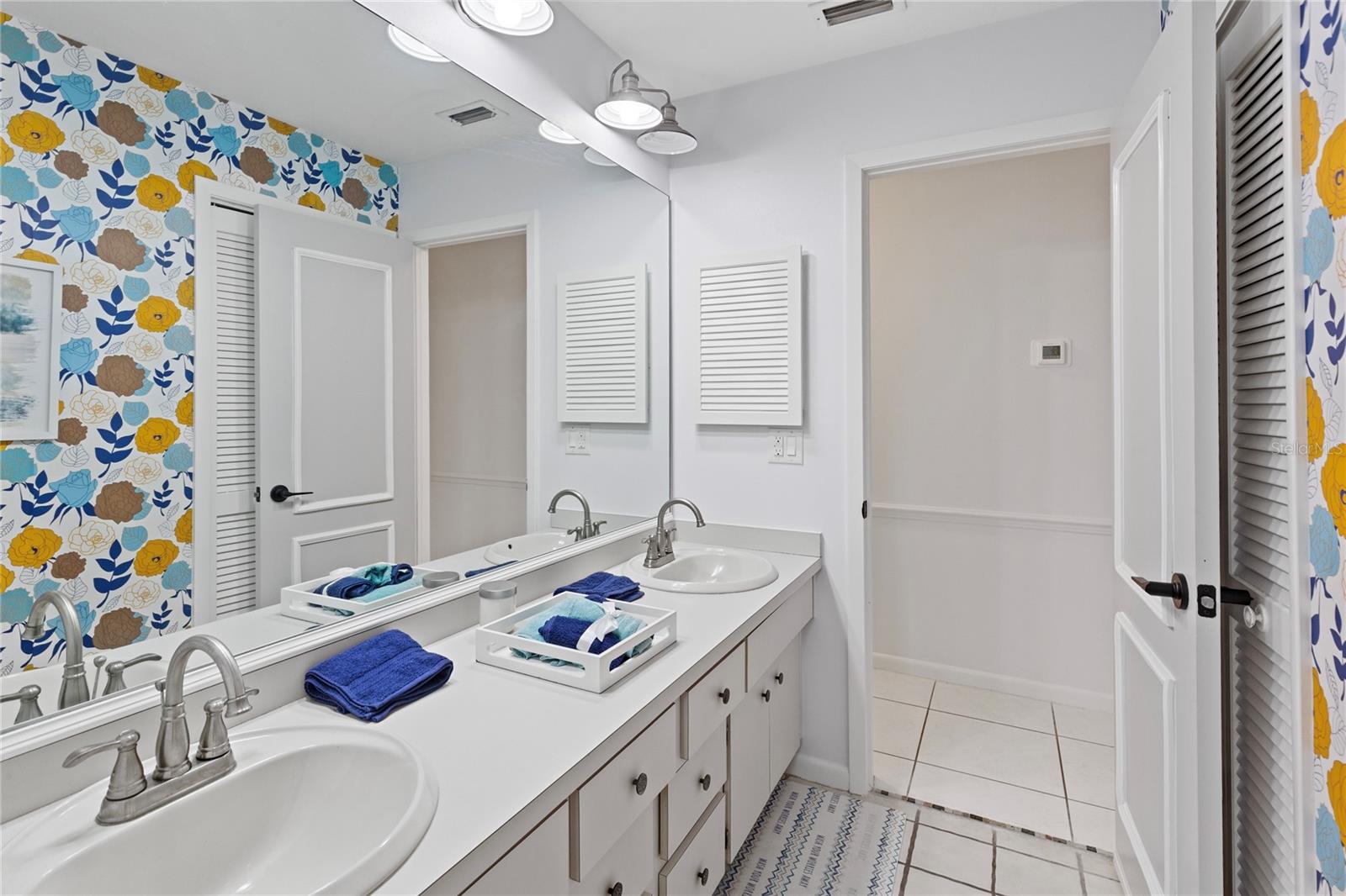 EAST LAKE WOODLANDS - Residential