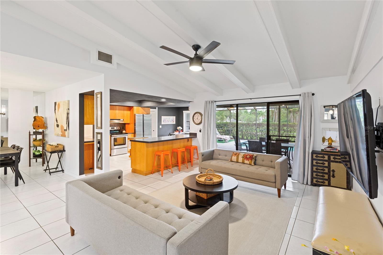 EAST LAKE WOODLANDS - Residential