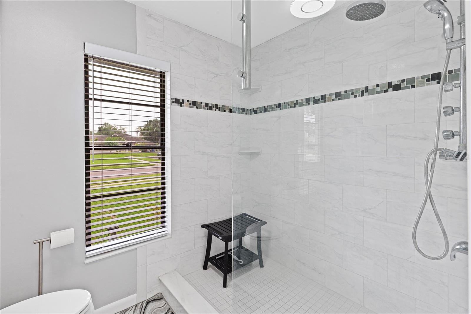 EAST LAKE WOODLANDS - Residential