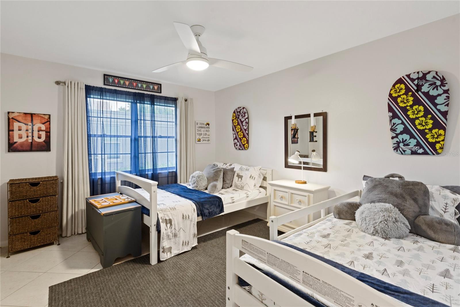 EAST LAKE WOODLANDS - Residential