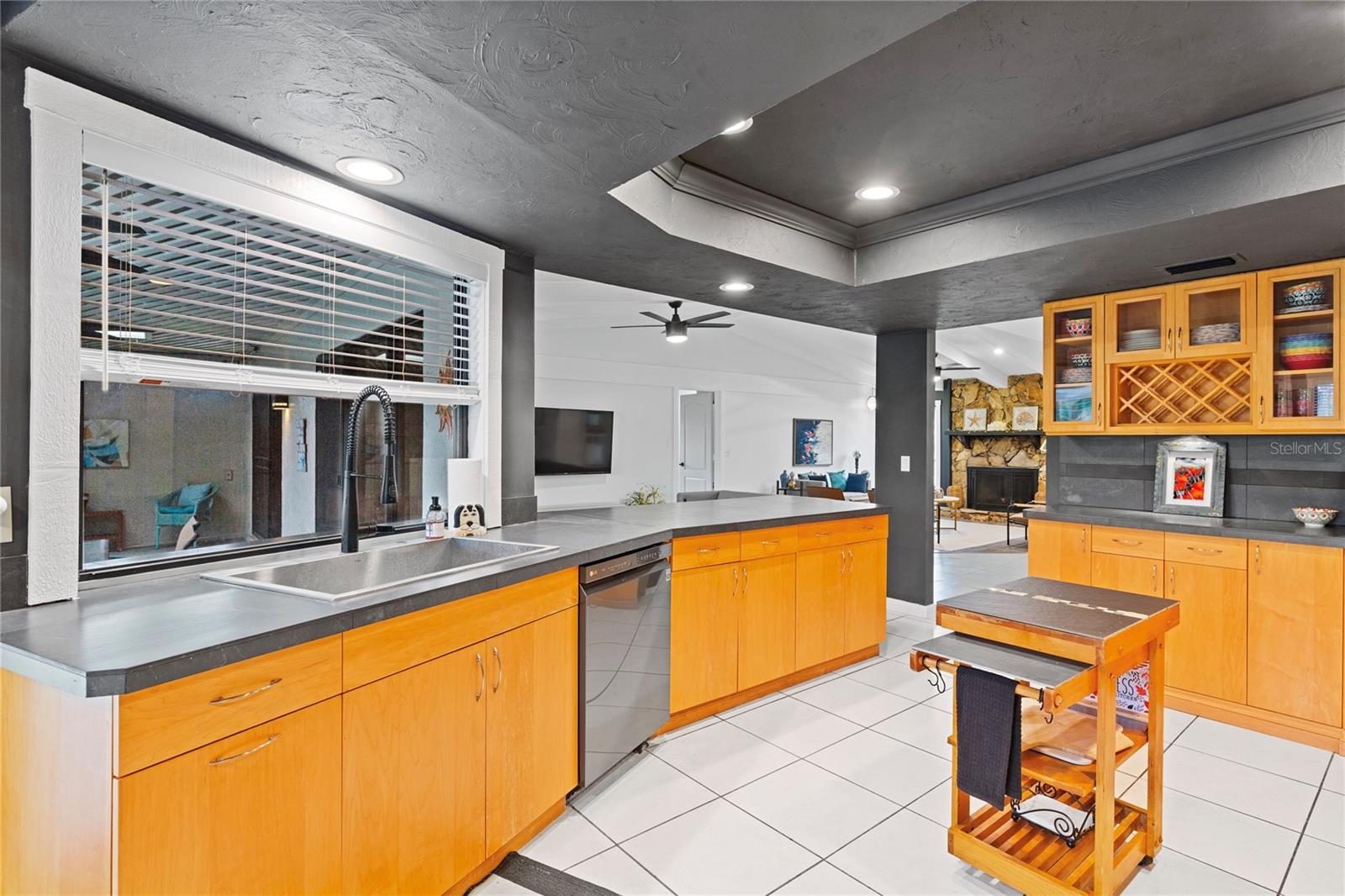 EAST LAKE WOODLANDS - Residential