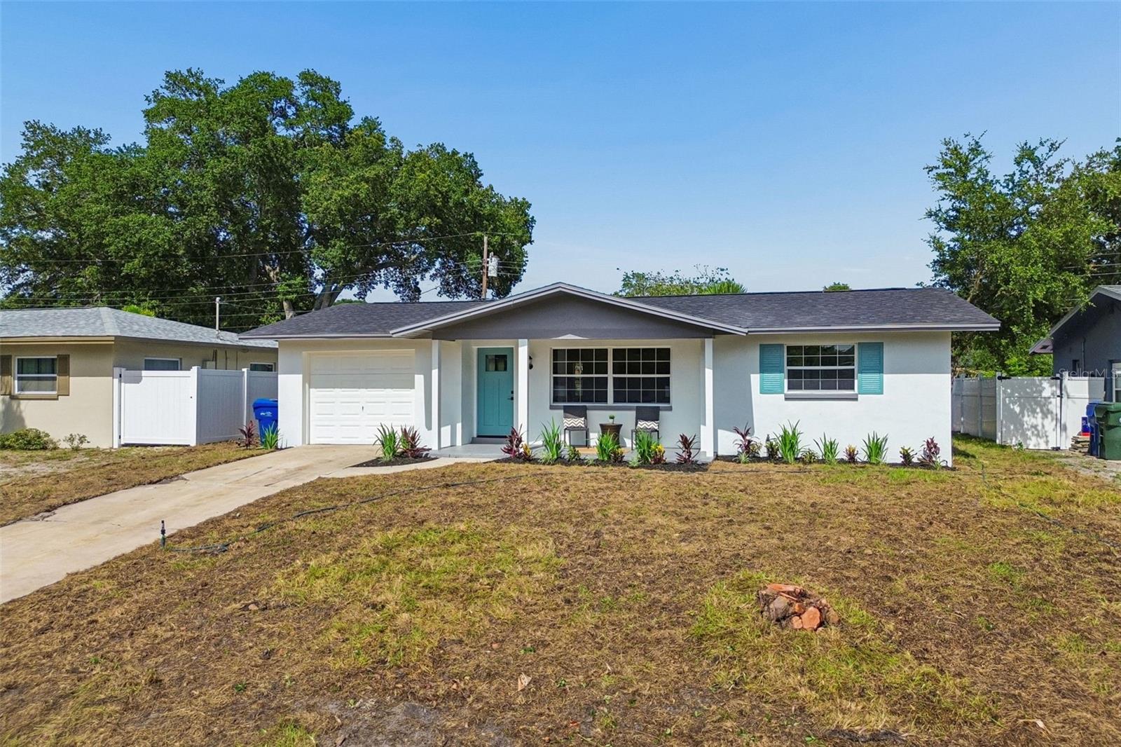 HARBOR HEIGHTS MANOR - Residential