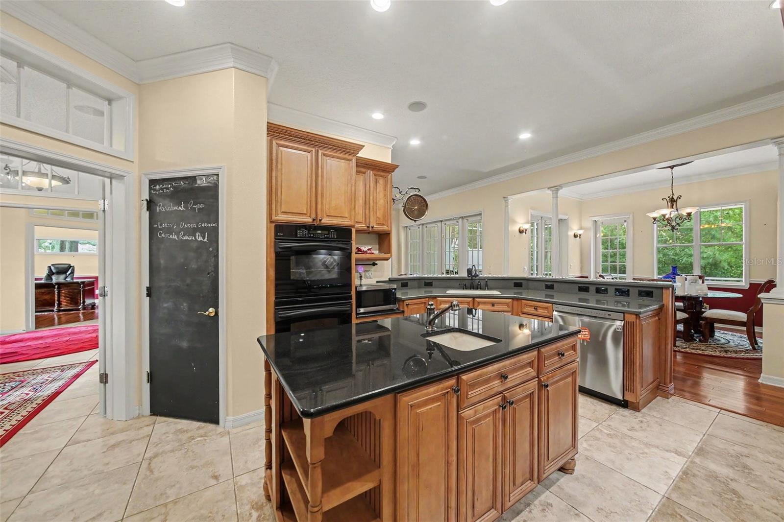 LEESBURG - Residential
