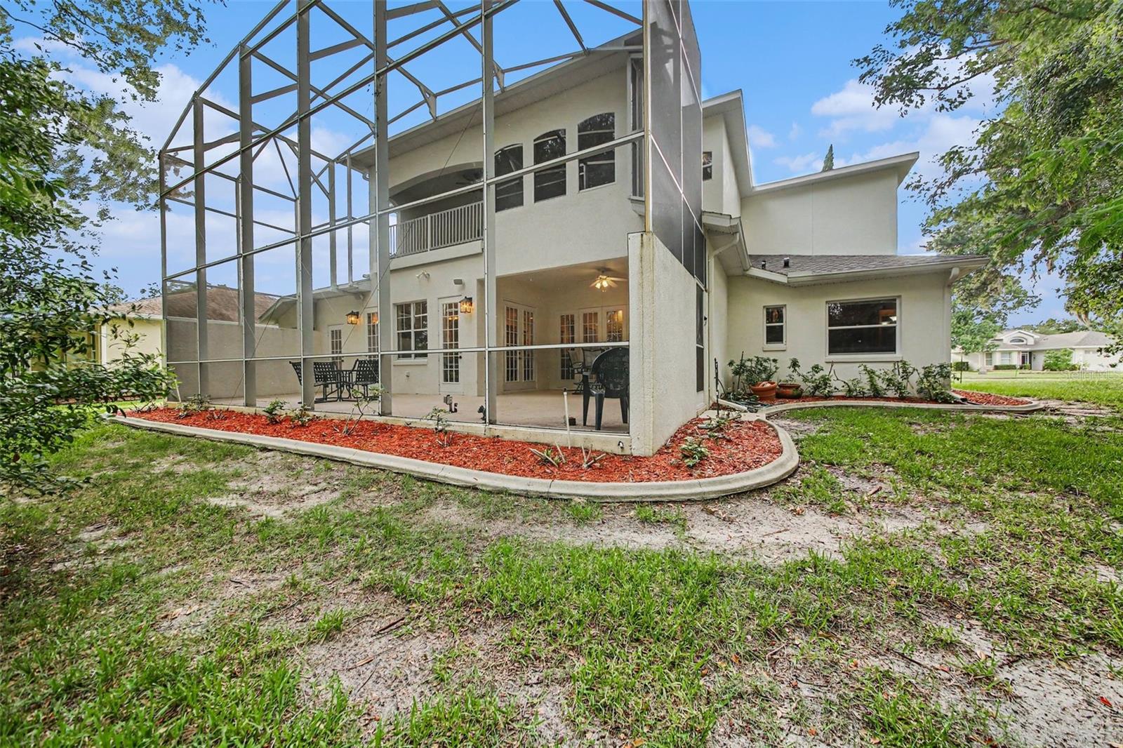 LEESBURG - Residential