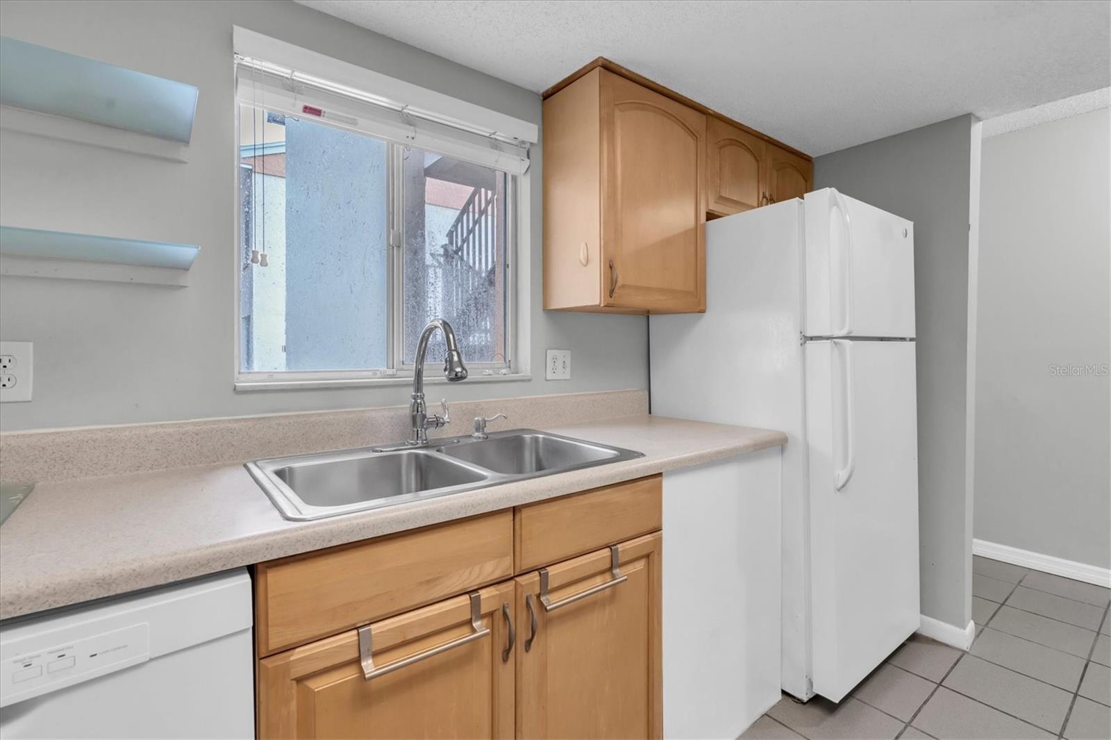 PINE RUSH VILLAS CONDO - Residential