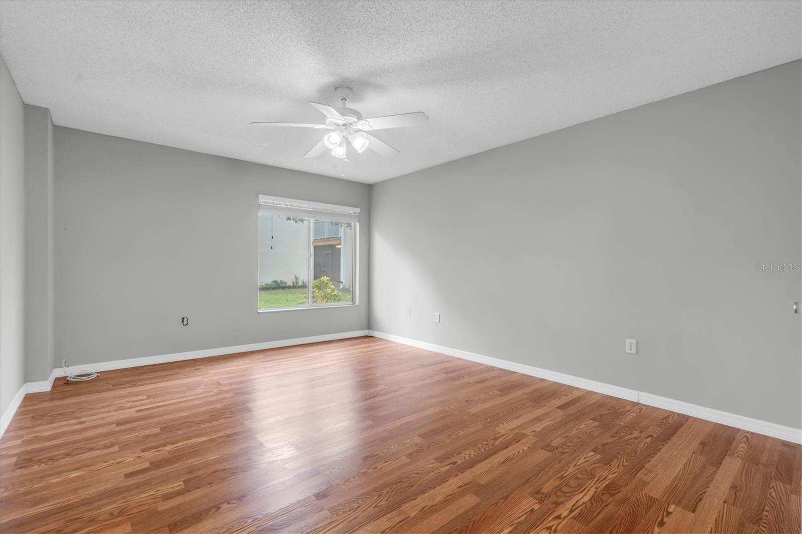 PINE RUSH VILLAS CONDO - Residential