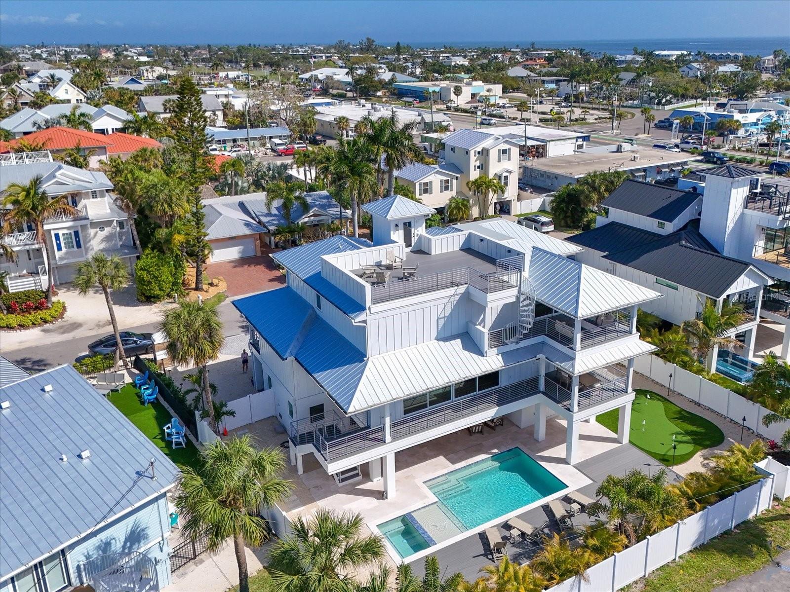 HOLMES BEACH 11TH UNIT - Residential