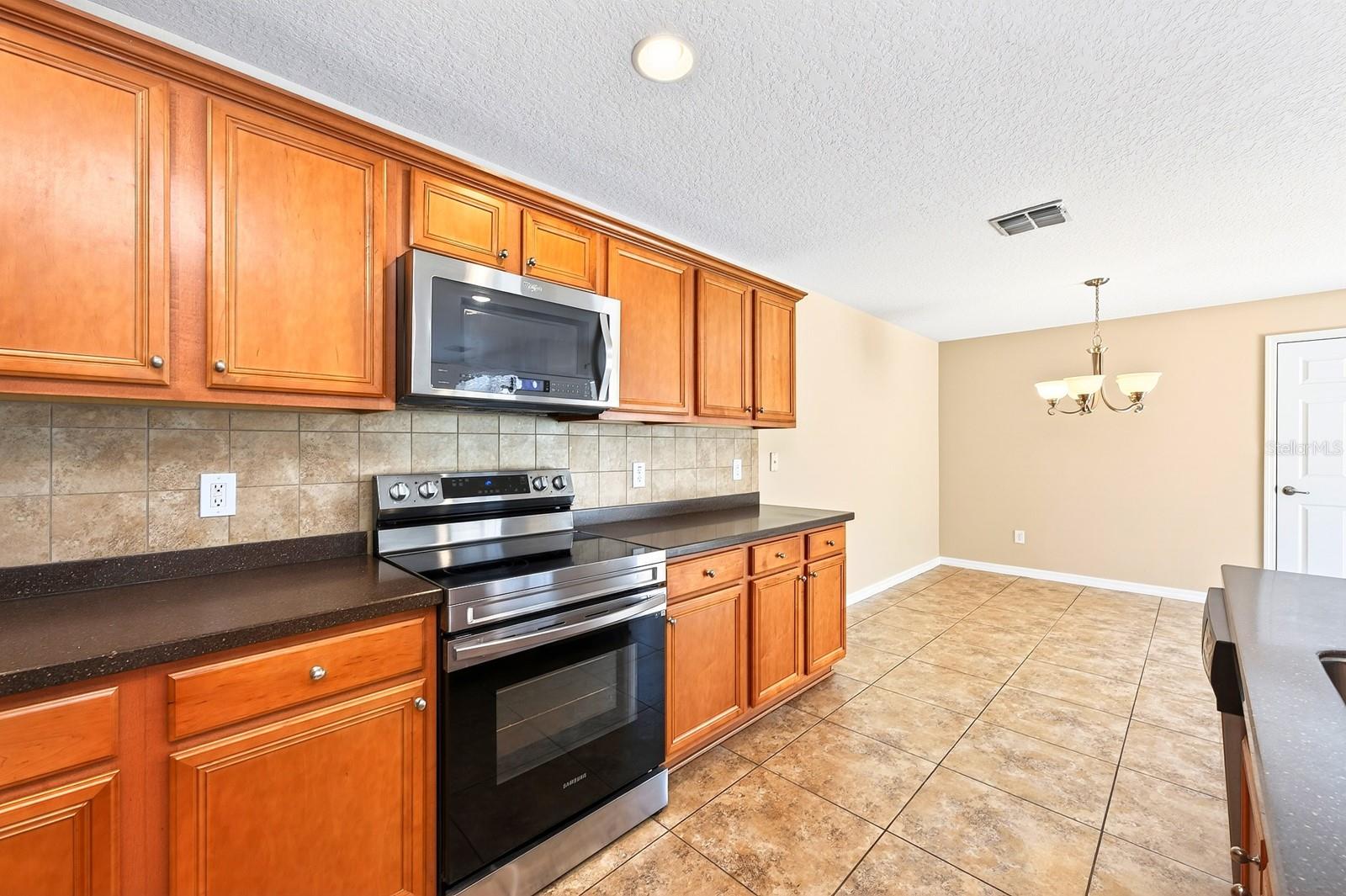 AVALON PARK NORTHWEST VILLAGE PH 02-4 - Residential