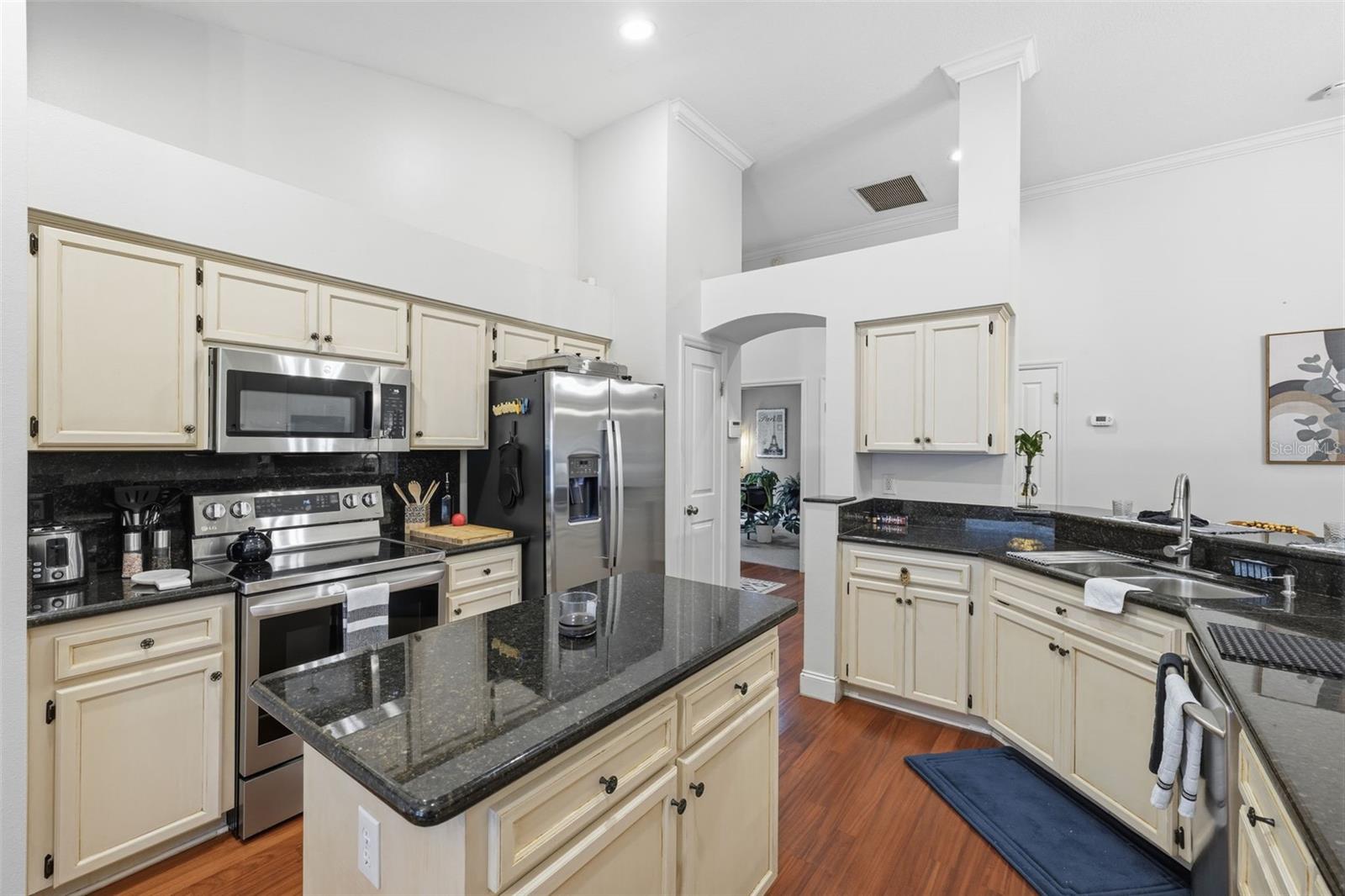 WESTCHASE SEC 115 - Residential