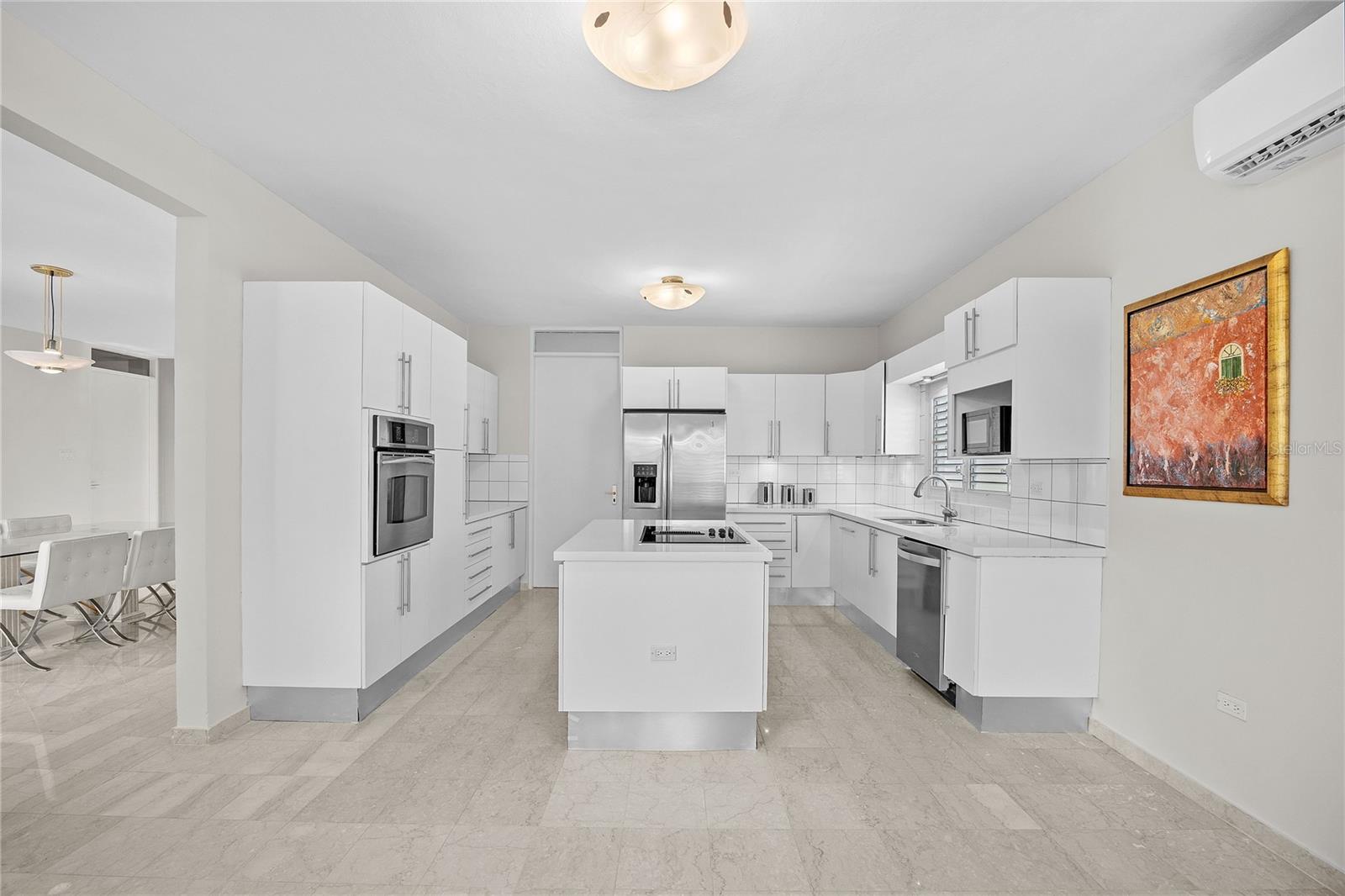 LOS PASEOS, CUPEY - Residential