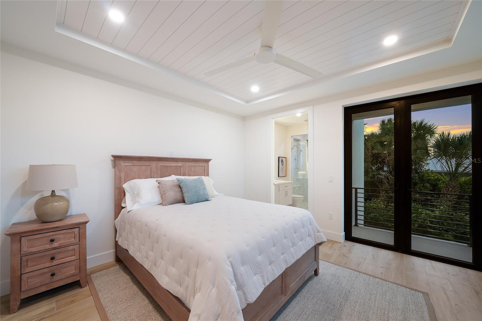 SARASOTA BEACH - Residential