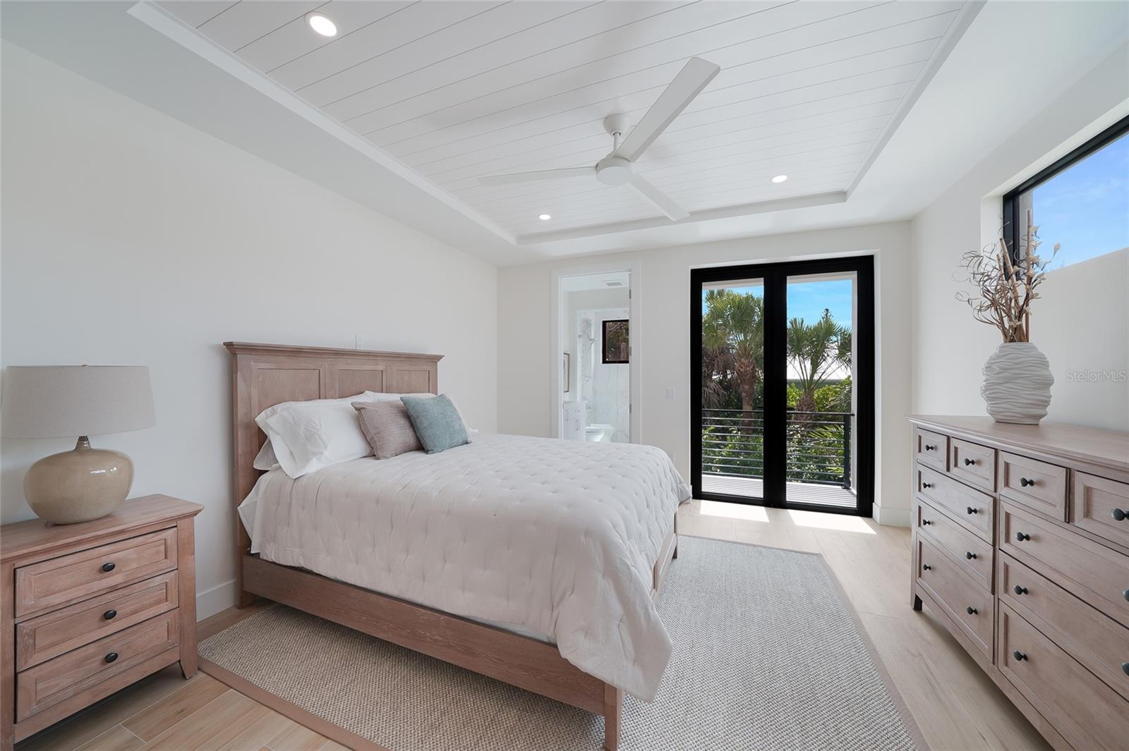 SARASOTA BEACH - Residential