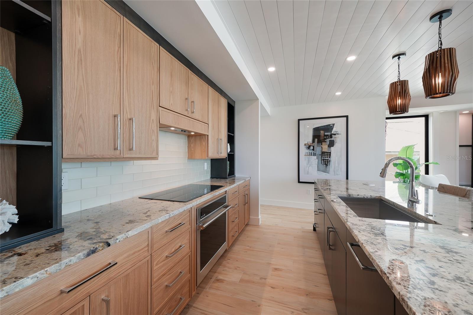 SARASOTA BEACH - Residential