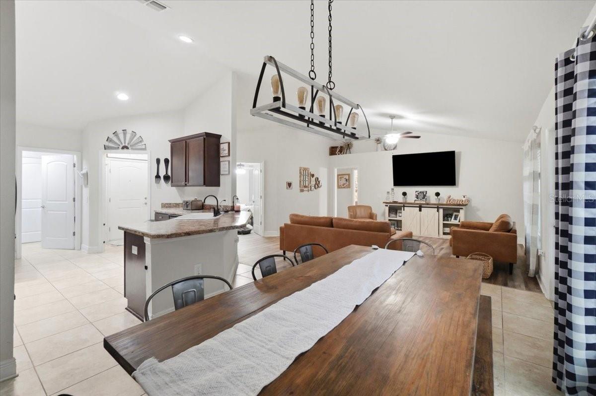 EAGLE CREST - Residential