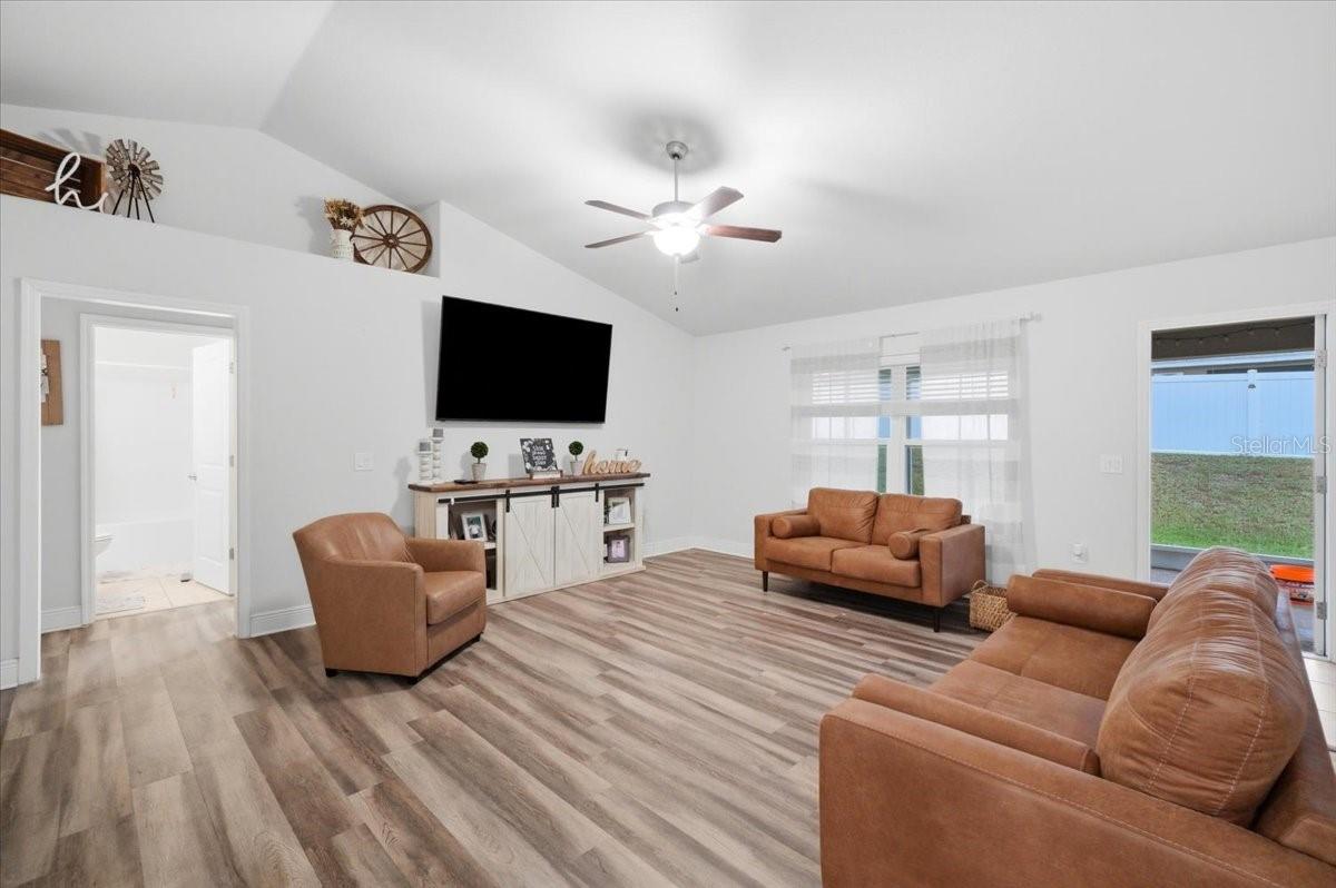 EAGLE CREST - Residential