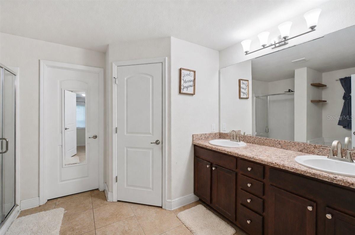 EAGLE CREST - Residential