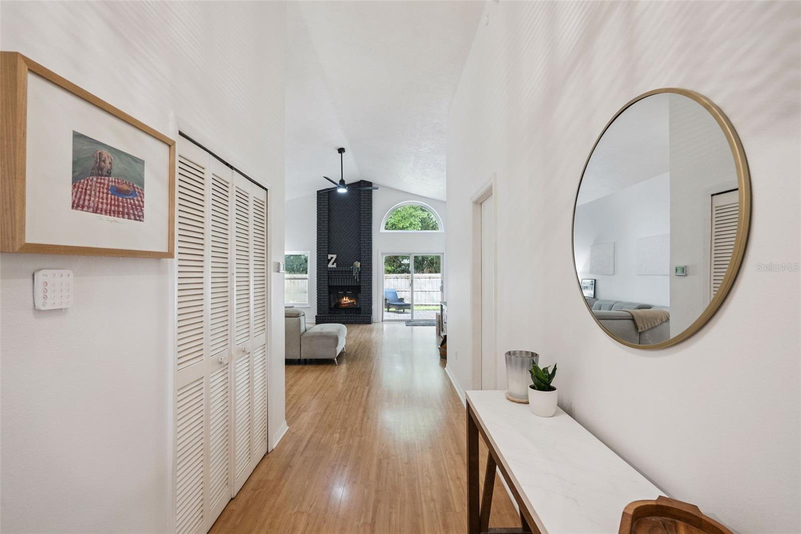 HYDE PARK - Residential