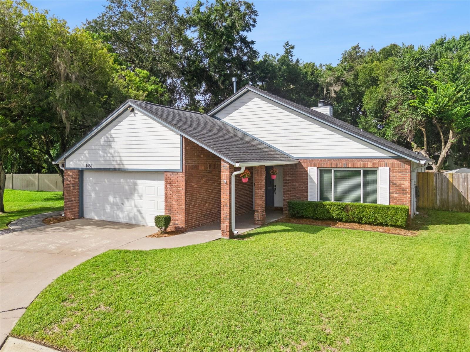 HYDE PARK - Residential